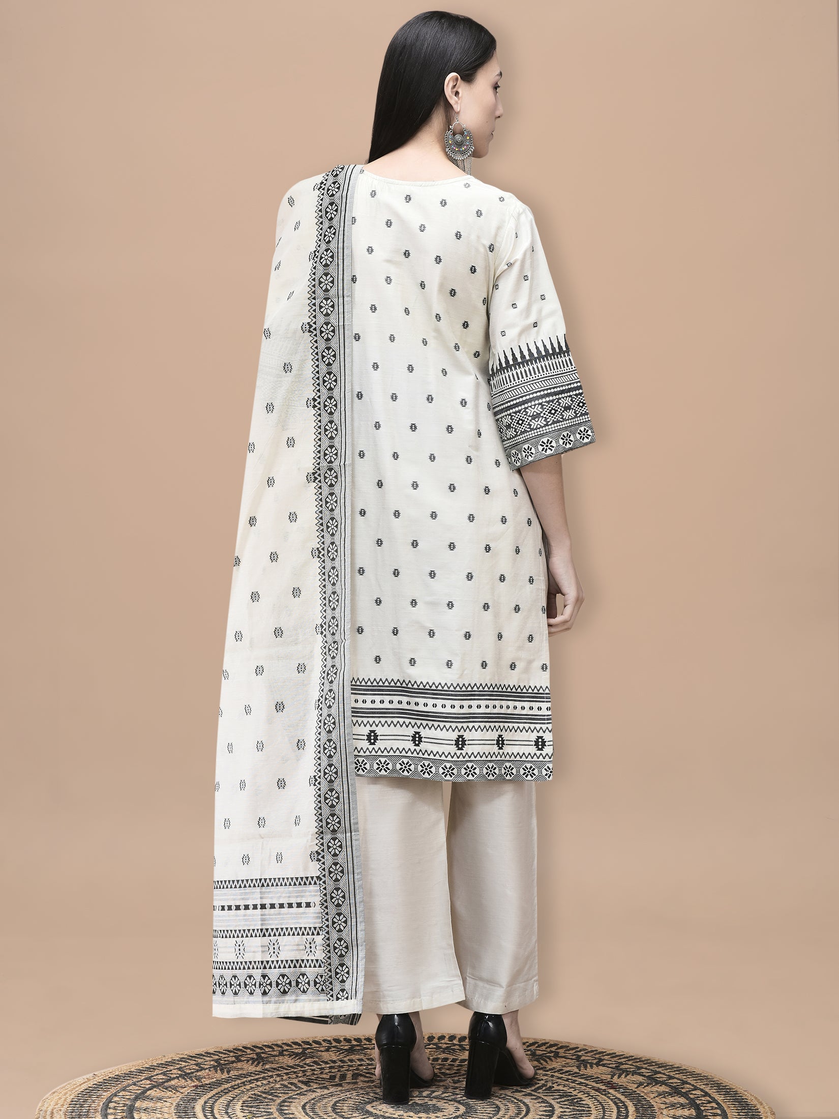 Women Silk Jacquard Beige Solid Kurta Comfort Pant Dupatta