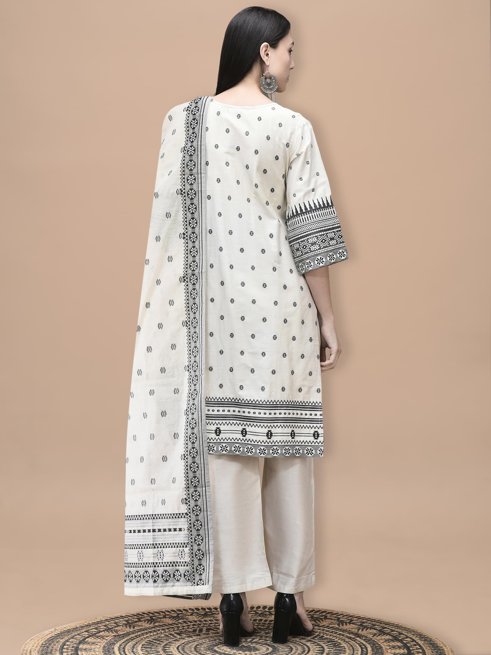 Women Silk Jacquard Beige Solid Kurta Comfort Pant Dupatta.