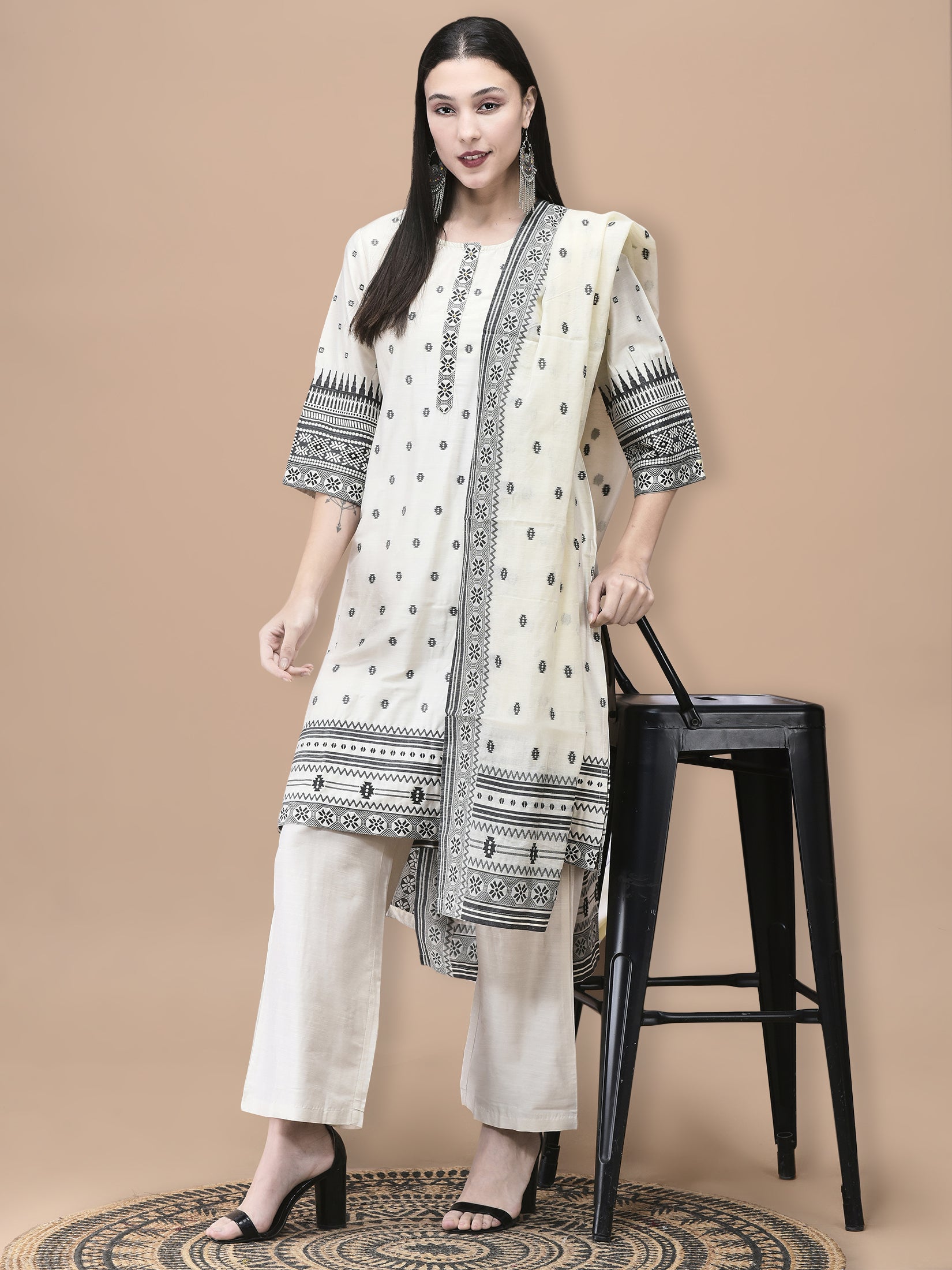 Women Silk Jacquard Beige Solid Kurta Comfort Pant Dupatta