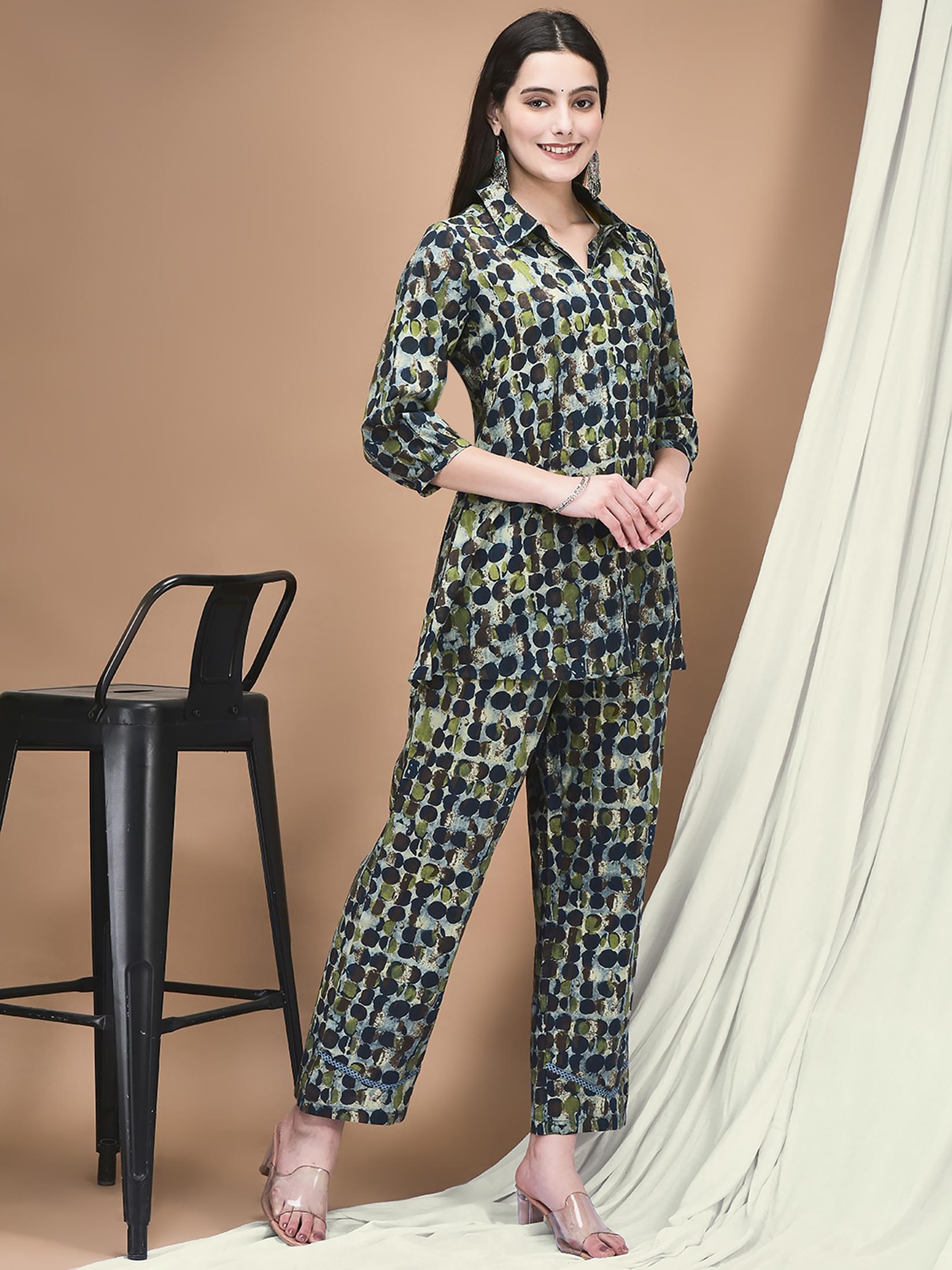 Women Cotton Cambric Blue Multicolor Polka Print Co-Ord Set.