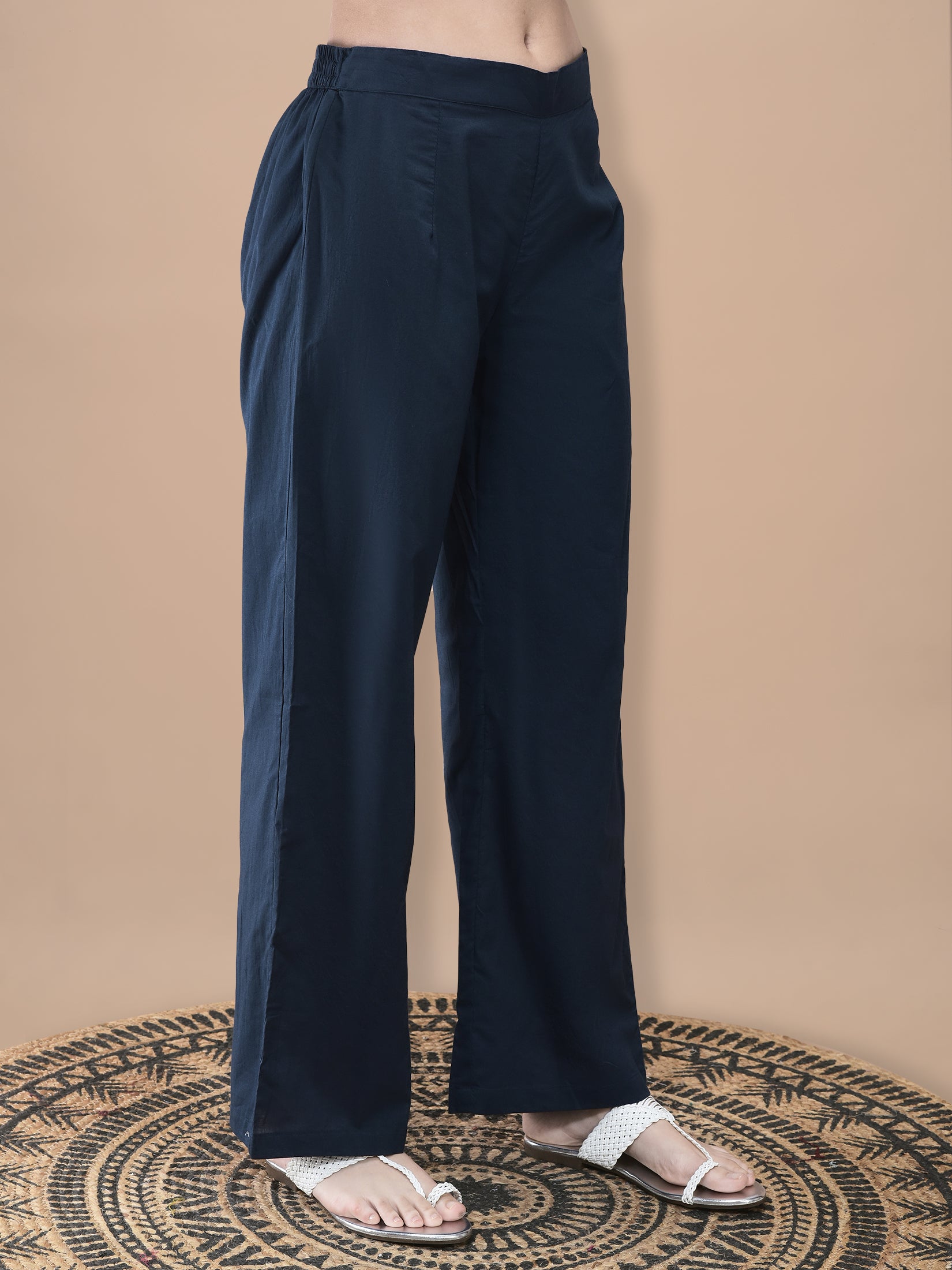 Women Cotton Indigo Geometric Print Kurta Comfort Pant Dupatta