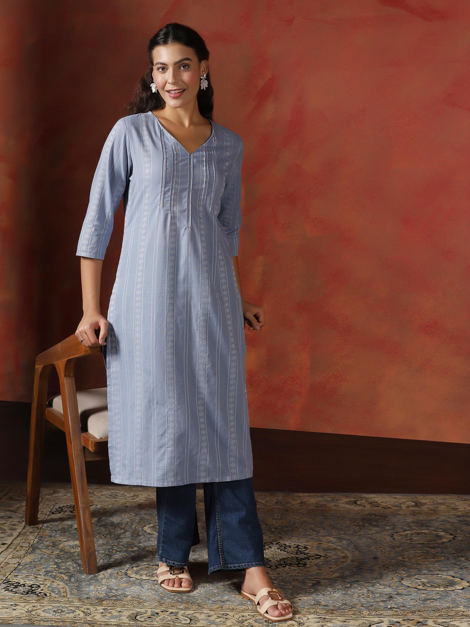 Women Cotton Blue Yarn Dyed Kurta.