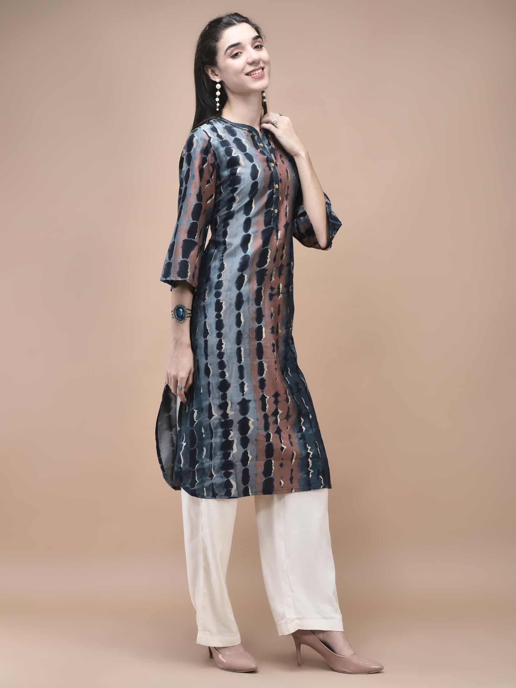 Women Liva Grey Tie Dye Print Kurta.