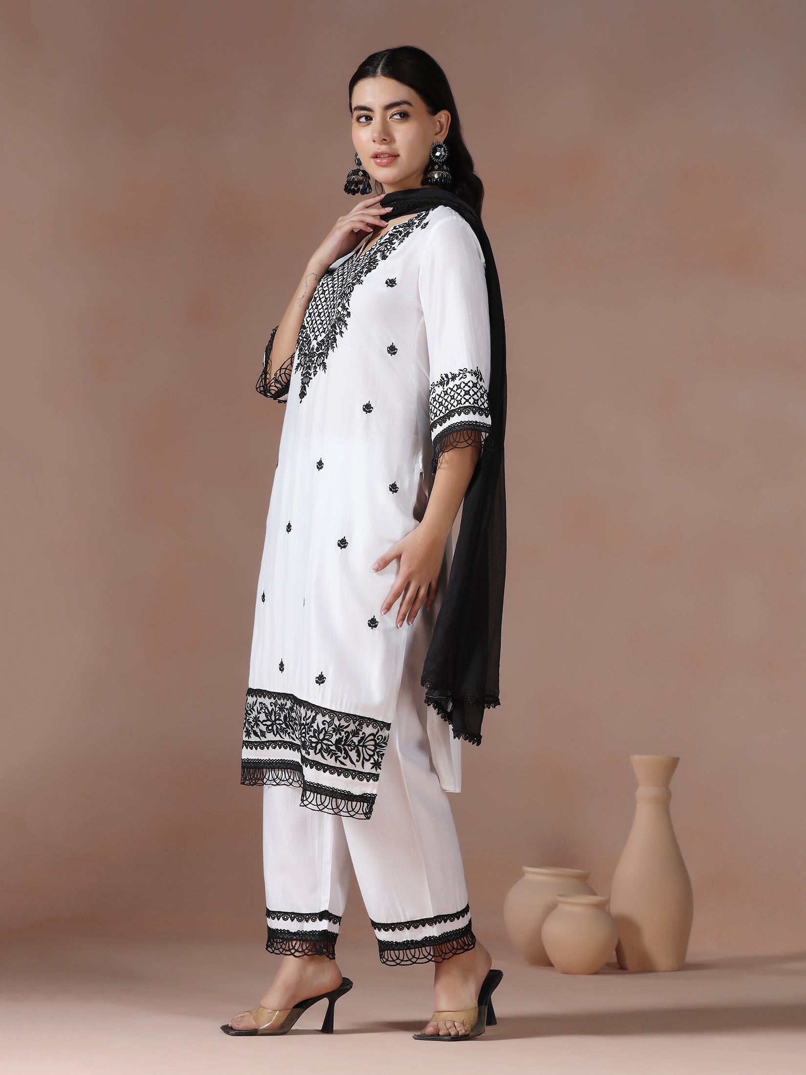 Women Liva Viscose Off White Embroidered Kurta Comfort Pant Dupatta