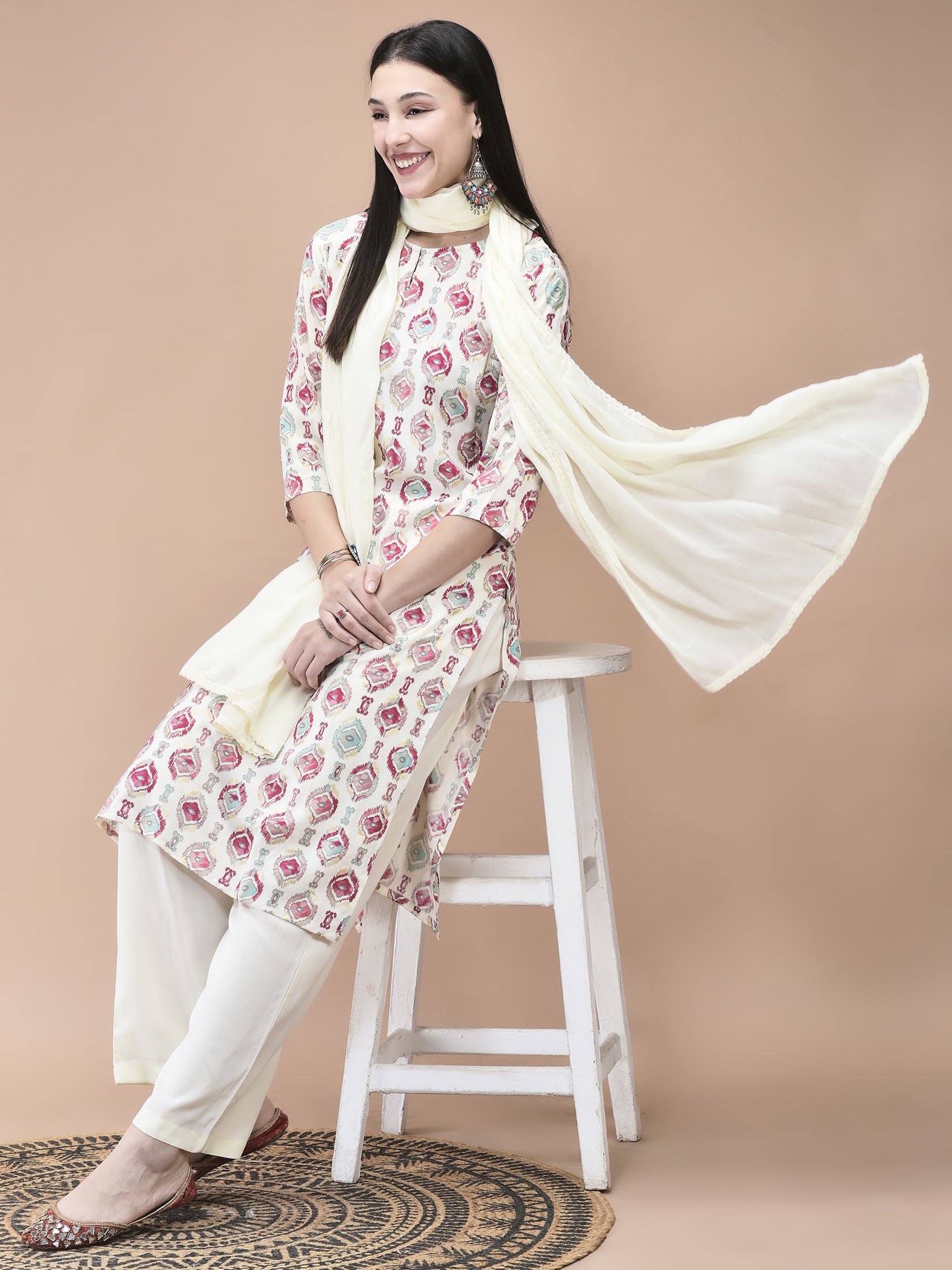 Women Liva Off White Ikat Print Kurta Comfort Pant Dupatta