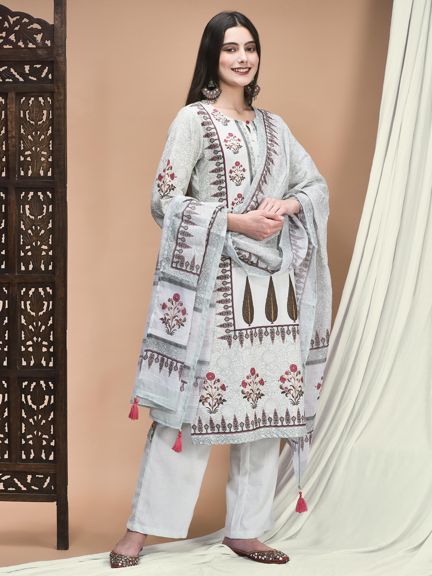 Women Linen Green Floral Print Kurta Comfort Pant Dupatta.