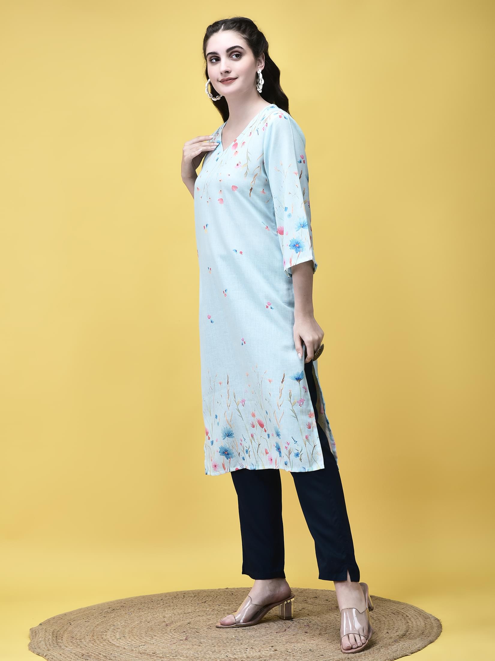 Women Linen Sky Blue Floral Print Kurta.