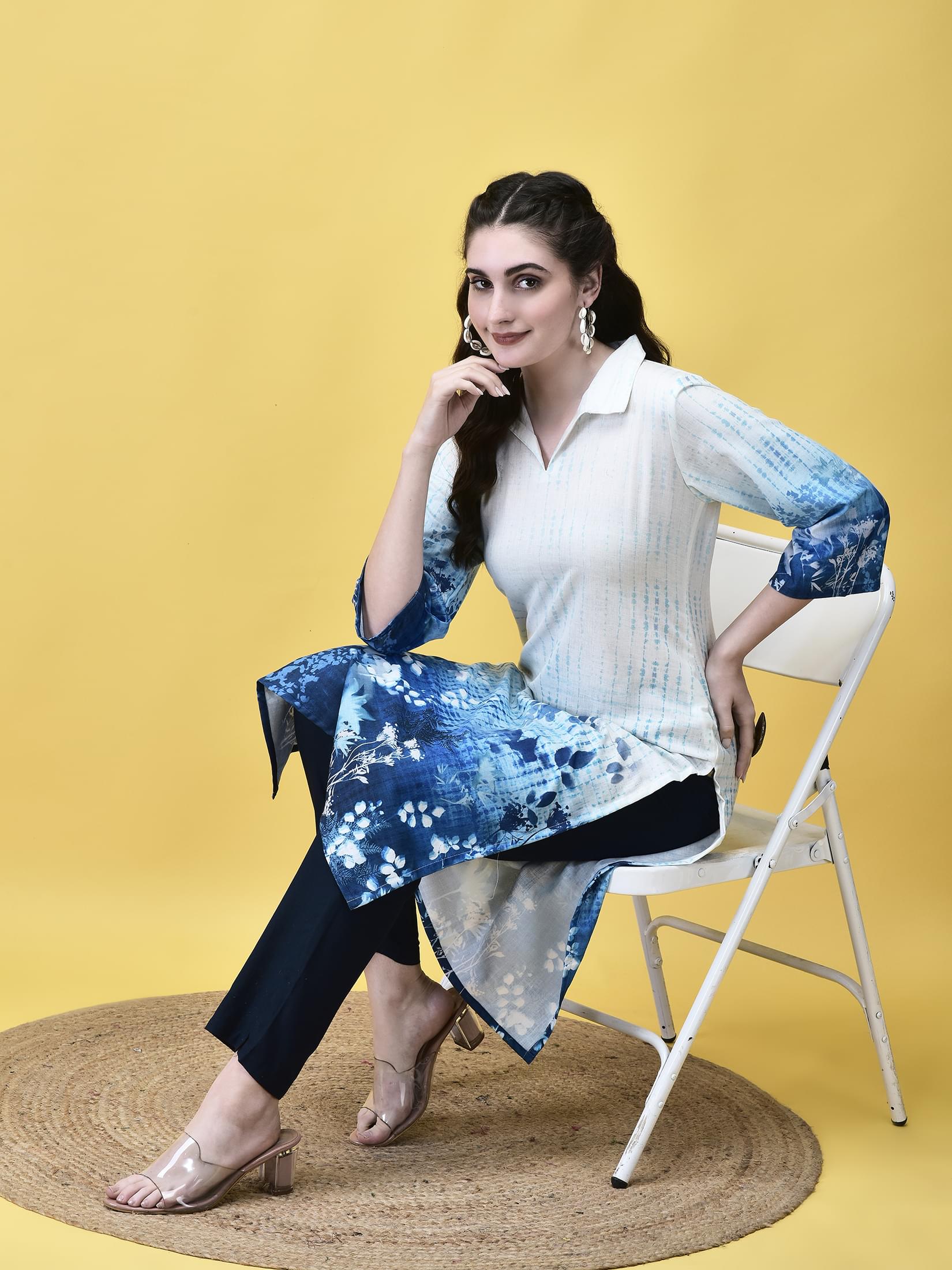 Women Linen Off White Floral Print Kurta.