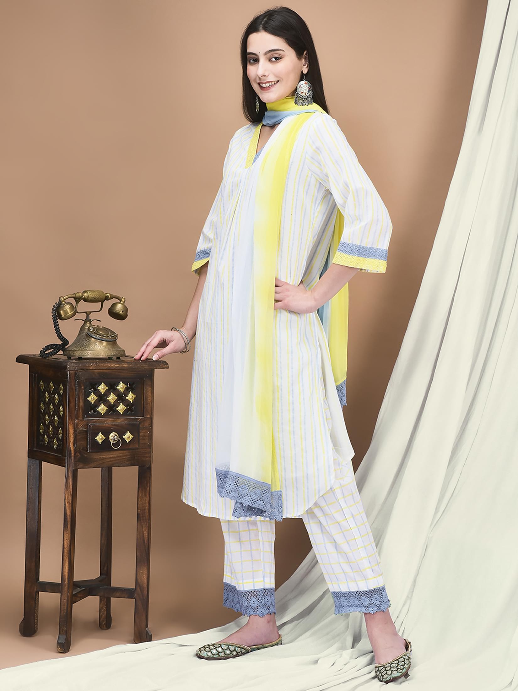 Women Cotton White Stripe Print Kurta Comfort Pant Dupatta.