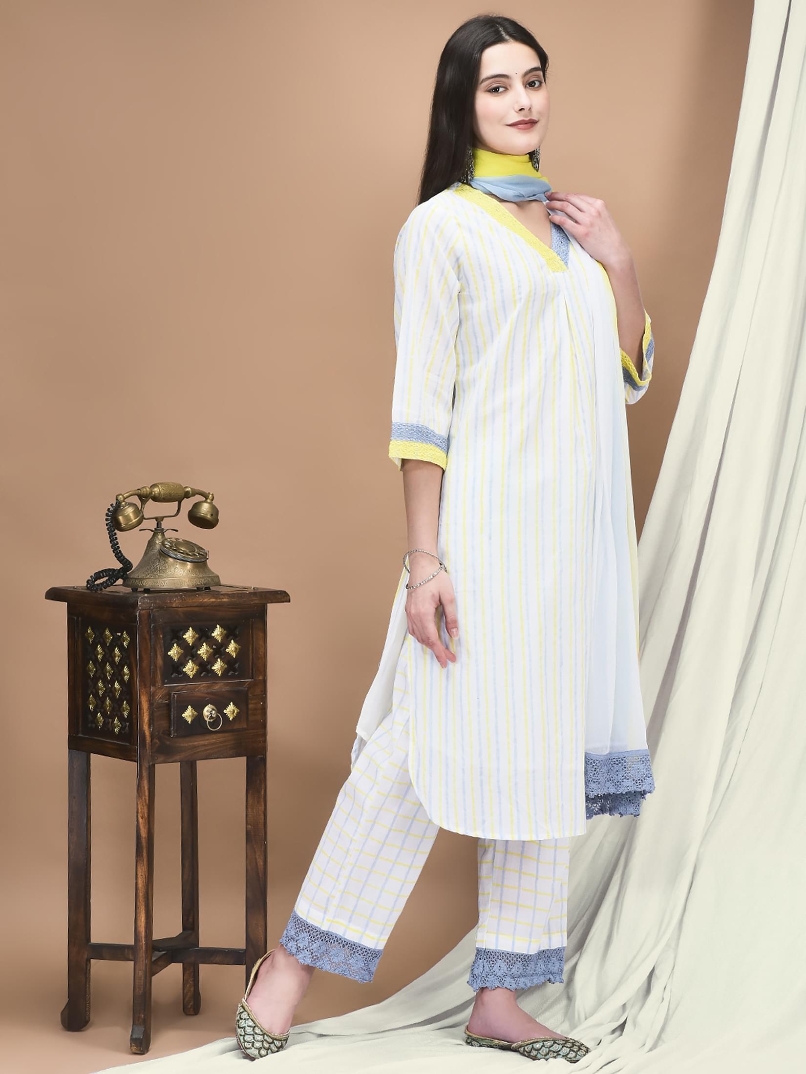 Women Cotton White Stripe Print Kurta Comfort Pant Dupatta.