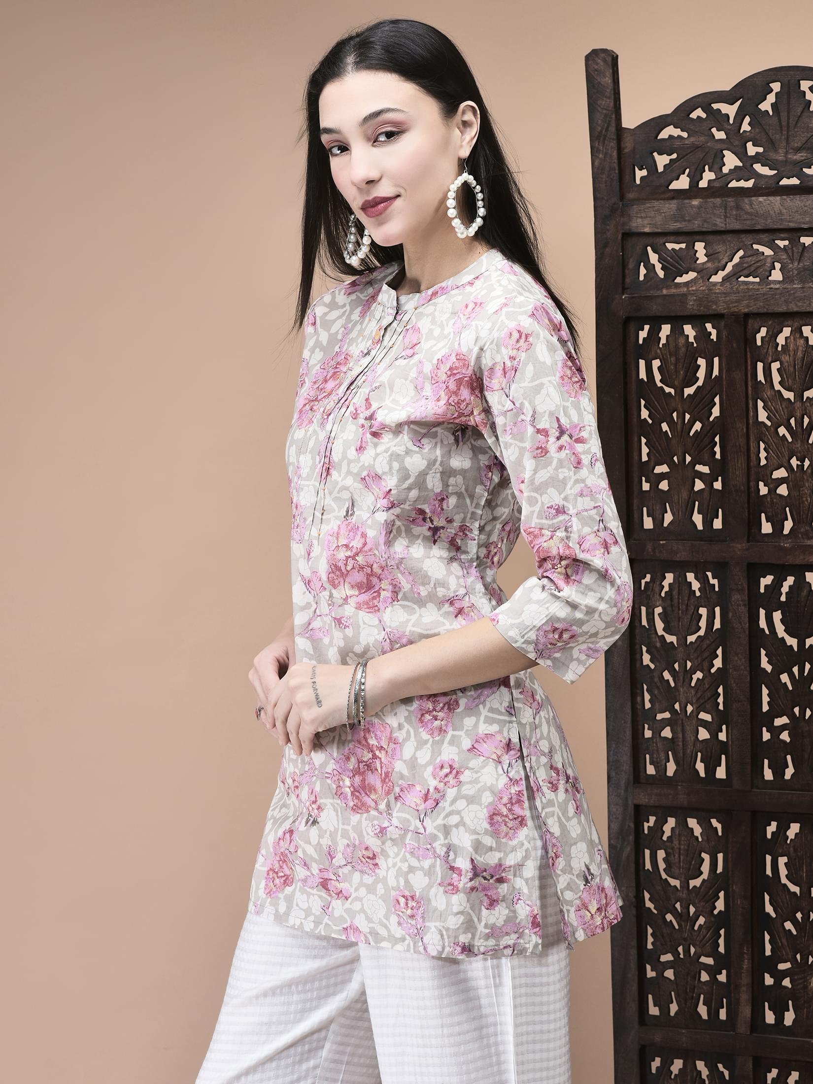 Women Cotton Multicolor Floral Print Tunic.