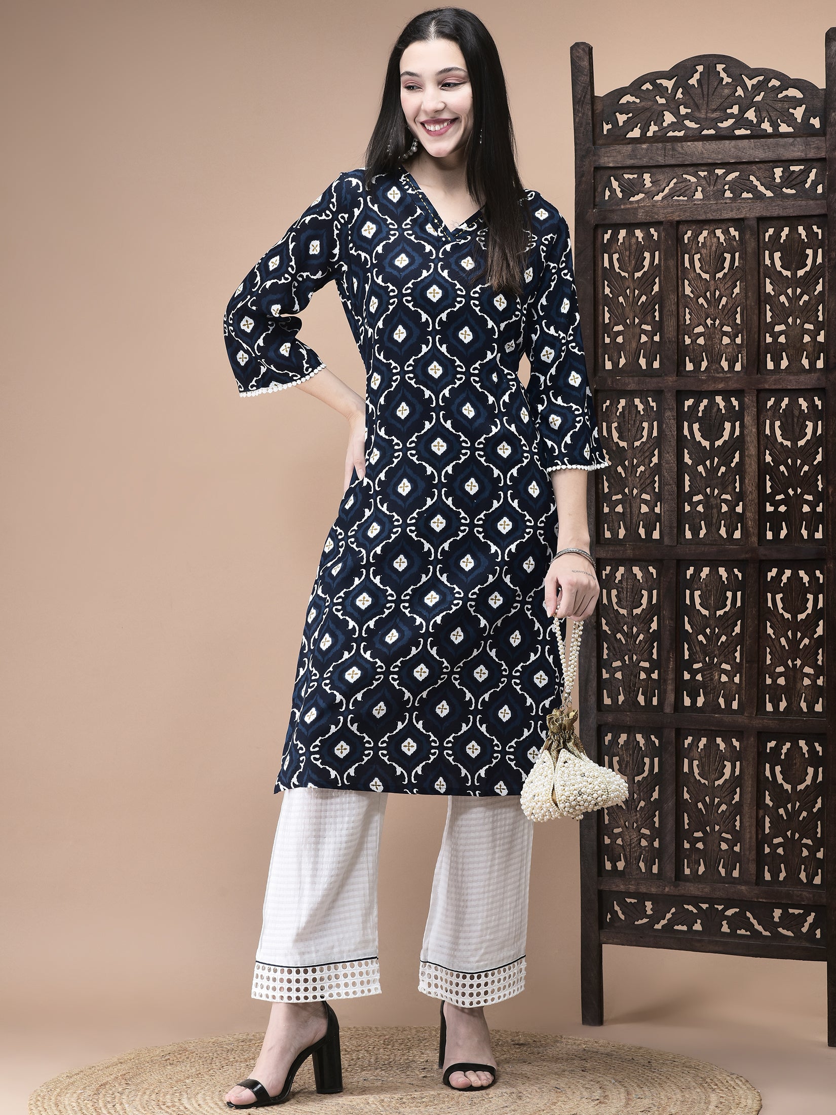 Women Liva Blue Geometric Print Kurta