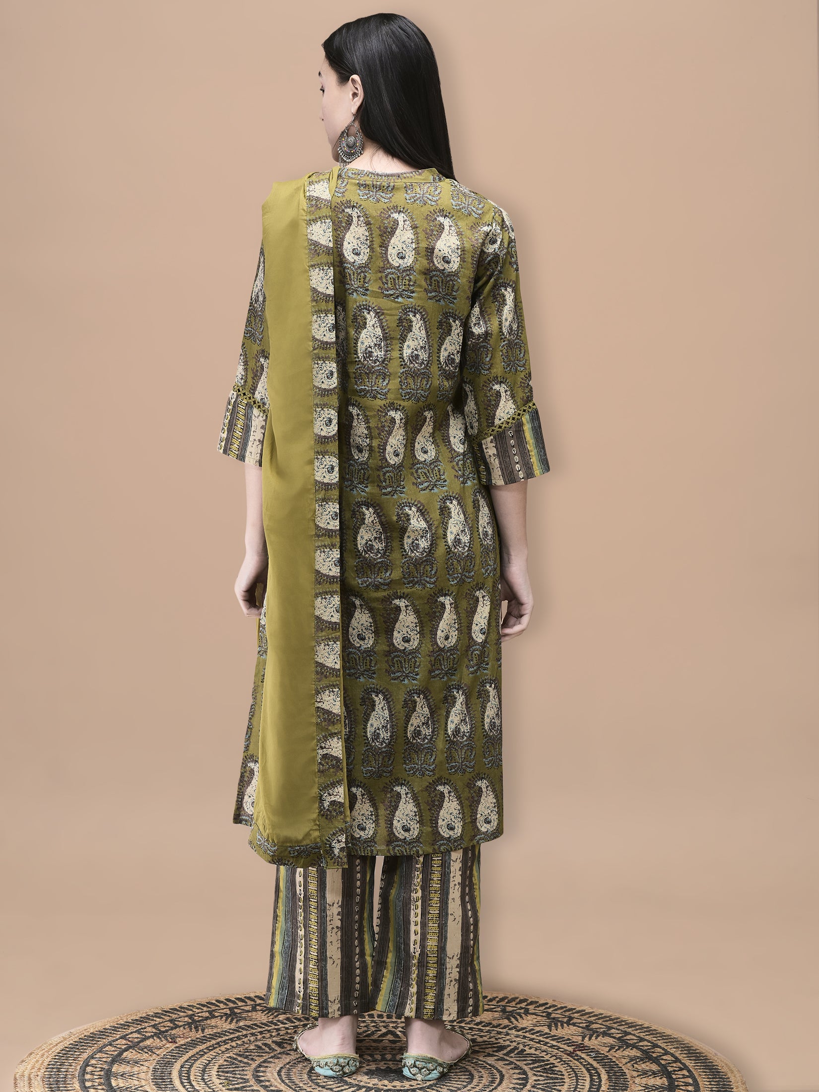 Women Cotton Olive Paisley Print Kurta Comfort Pant Dupatta