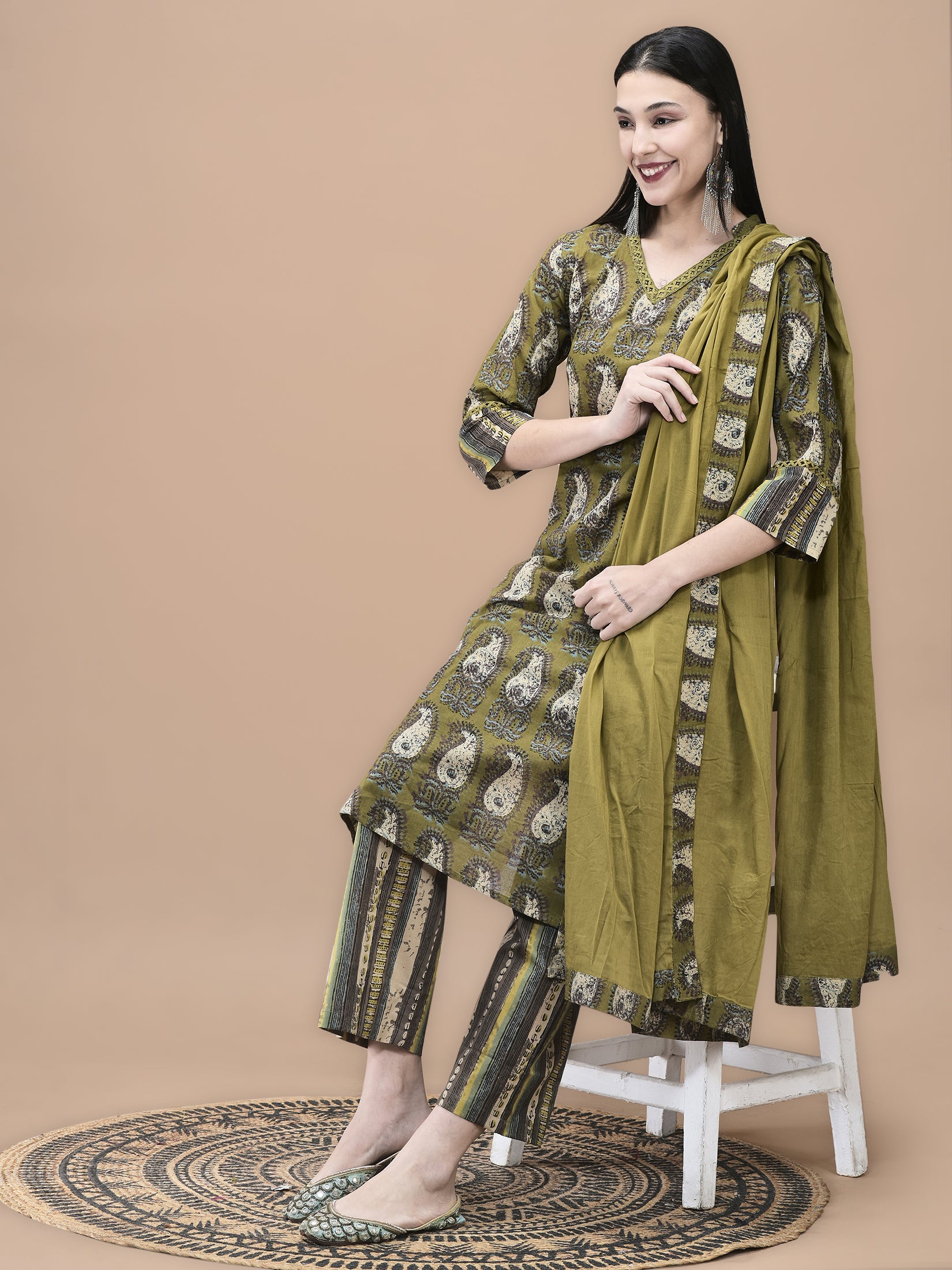 Women Cotton Olive Paisley Print Kurta Comfort Pant Dupatta