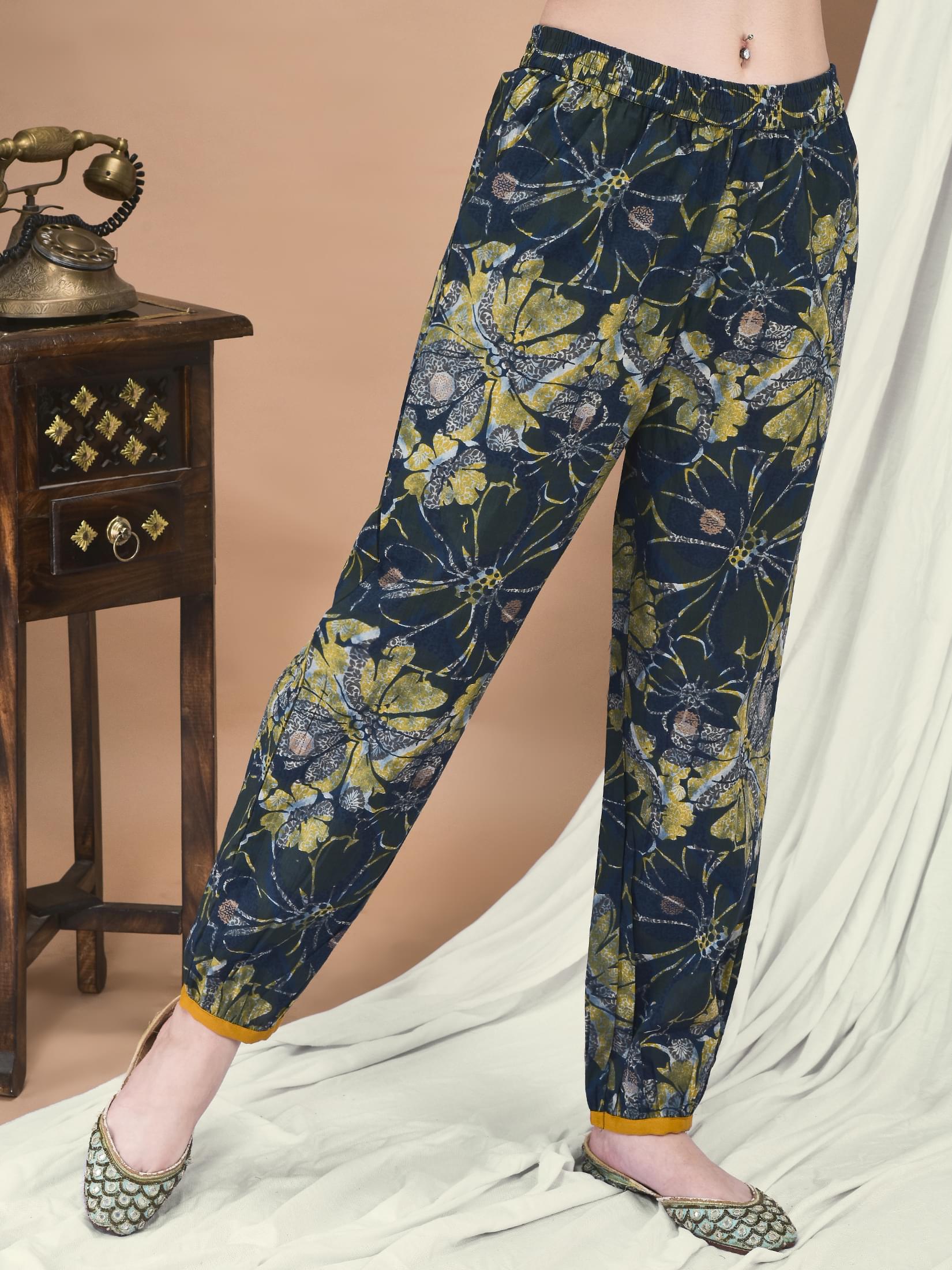 Women Cotton Indigo Floral Print Kurta Harem Pant Dupatta.