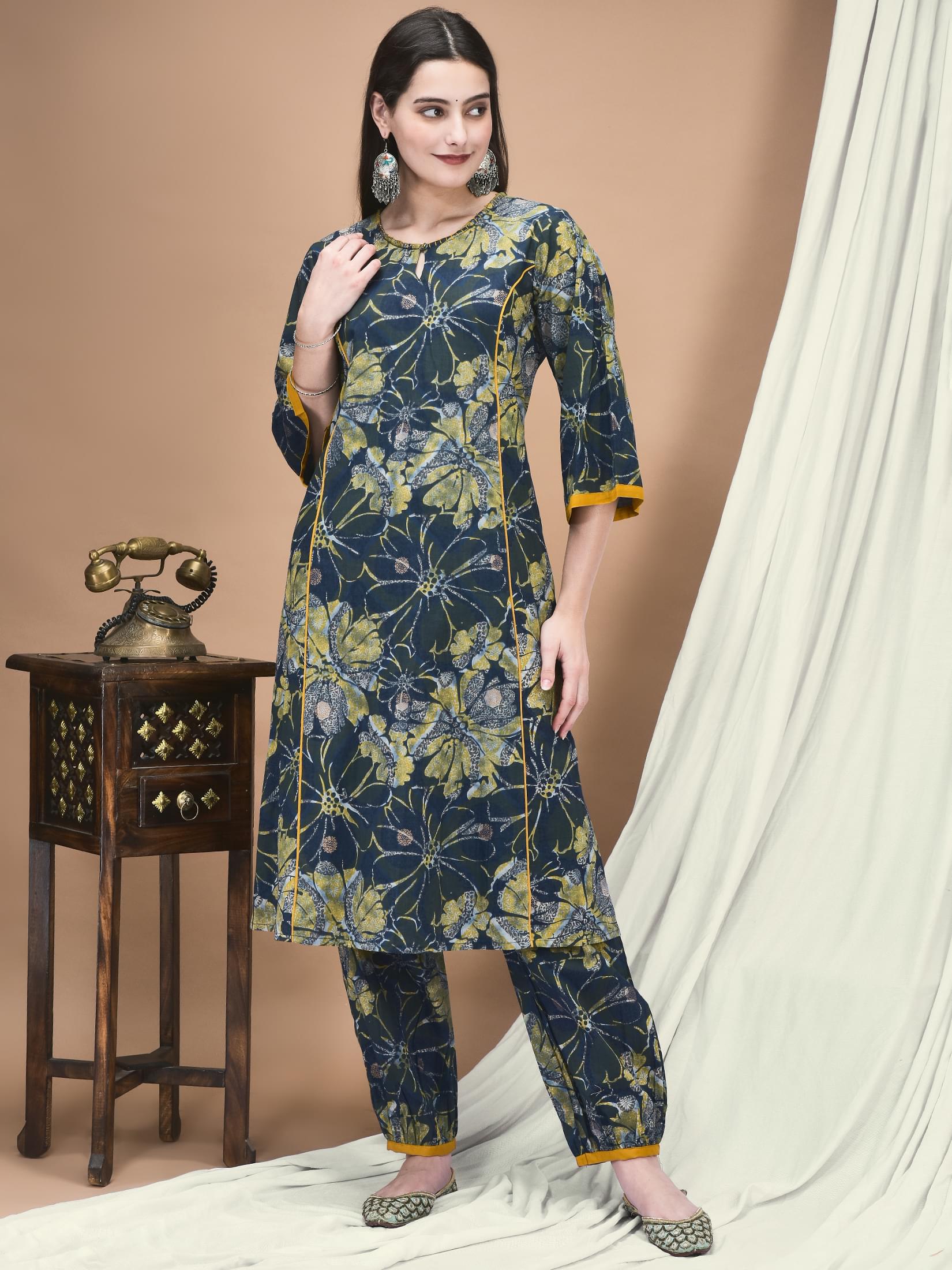 Women Cotton Indigo Floral Print Kurta Harem Pant Dupatta.