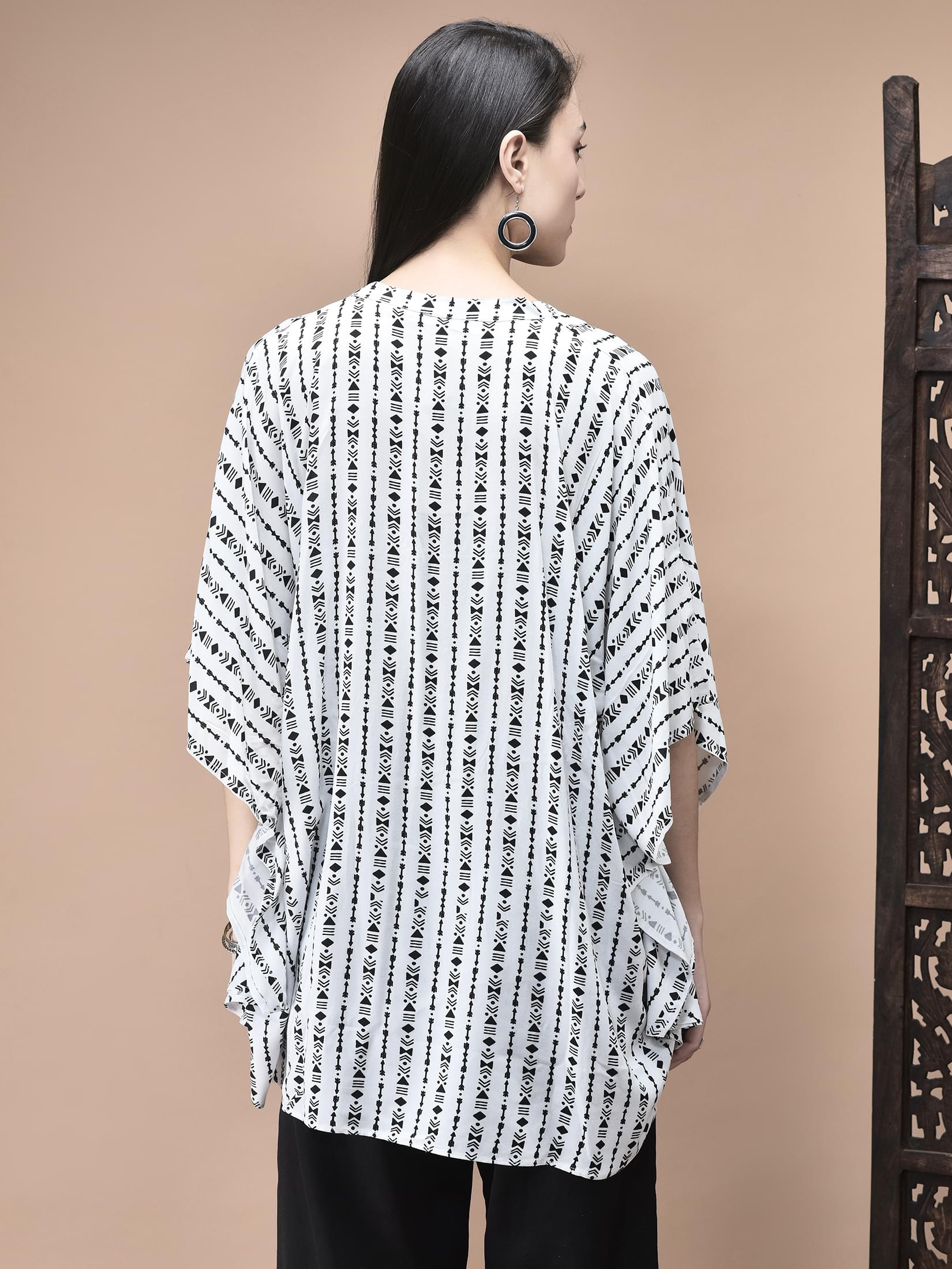 Women Liva White and Black Geometric Print Tunic.