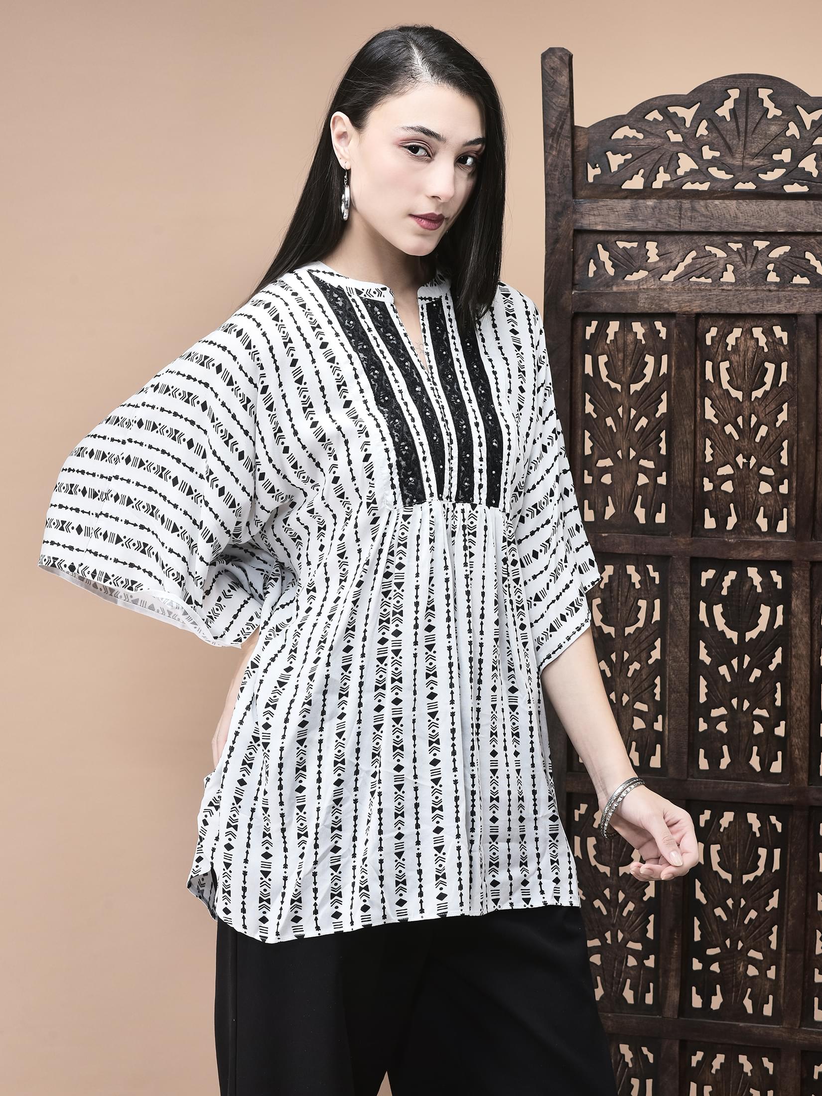 Women Liva White and Black Geometric Print Tunic.