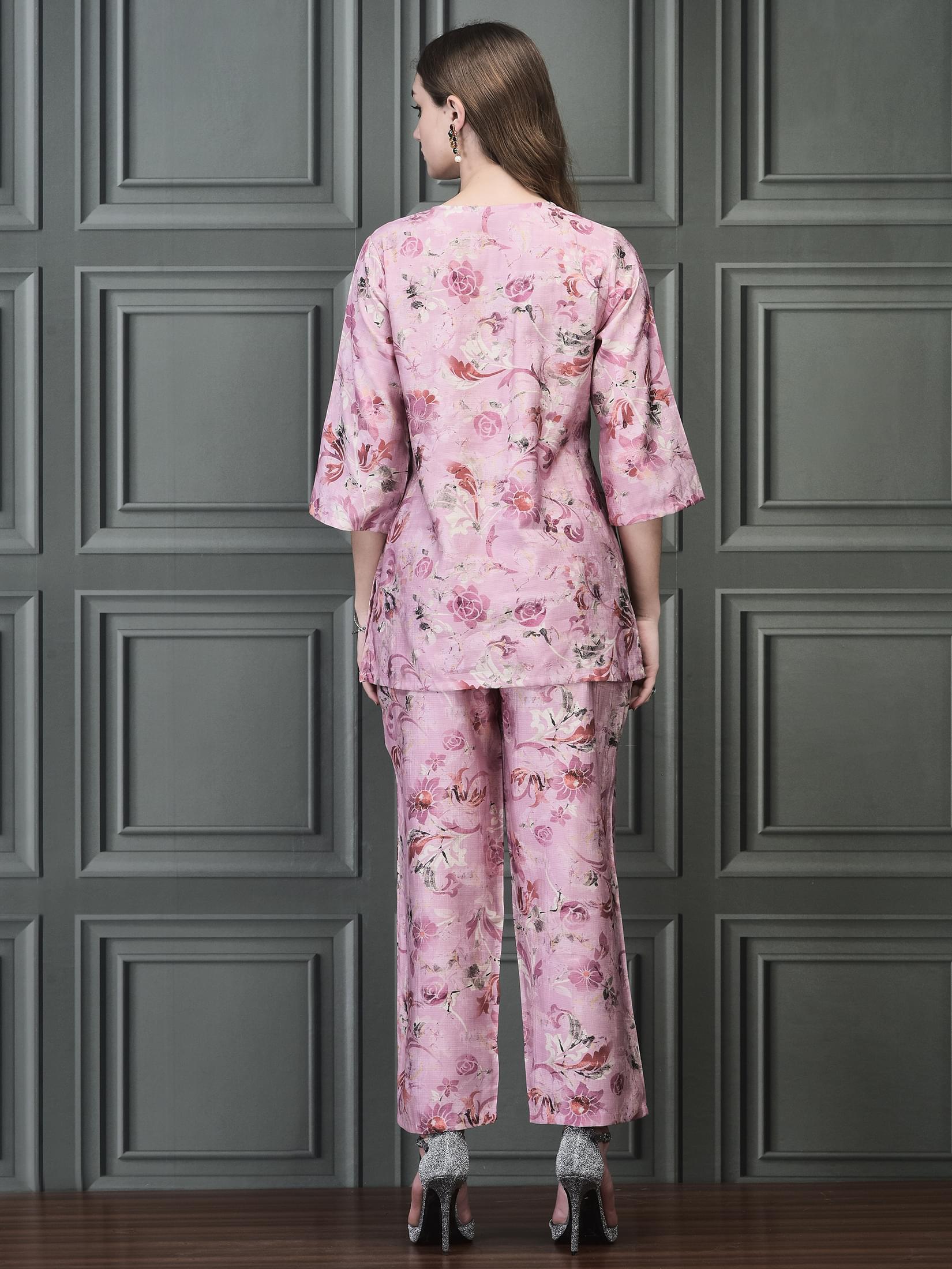 Women Khadi Silk Pink Floral Print Co-Ord Set.