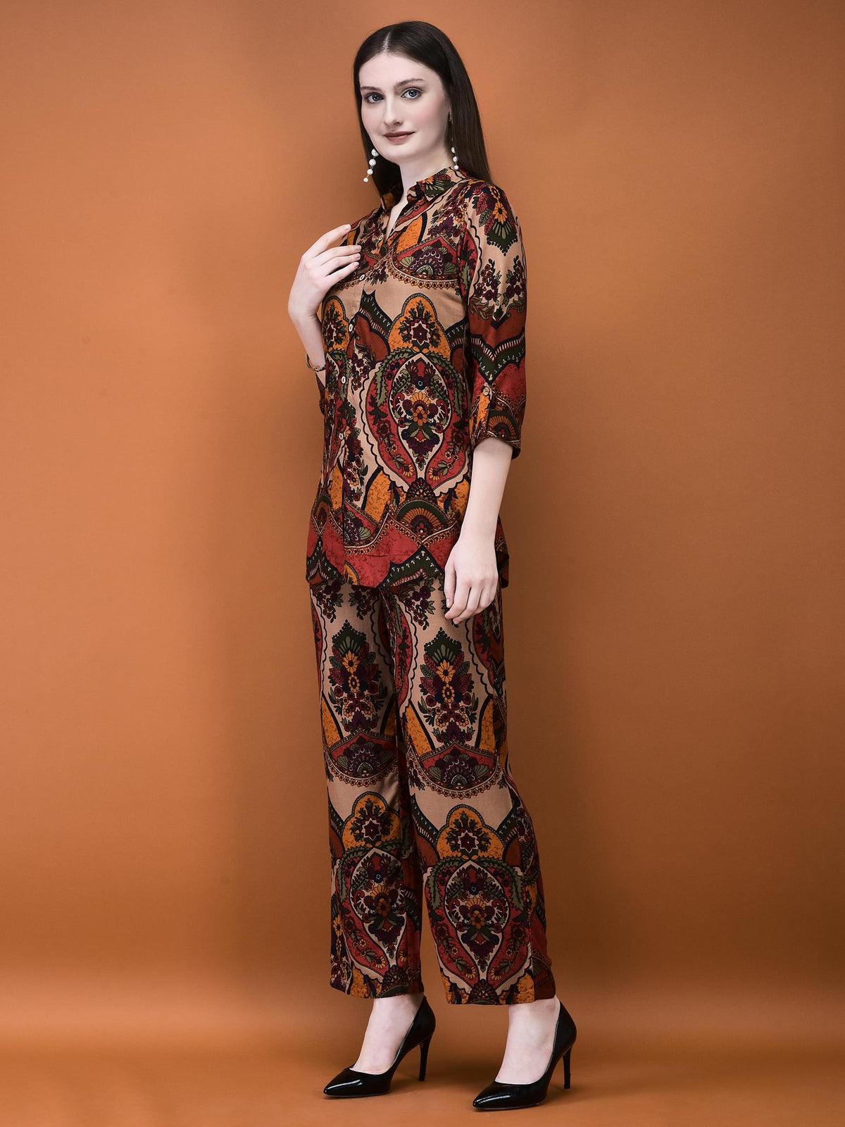 Women Liva (Rayon) Multicolor Floral Print Co-Ord Set.