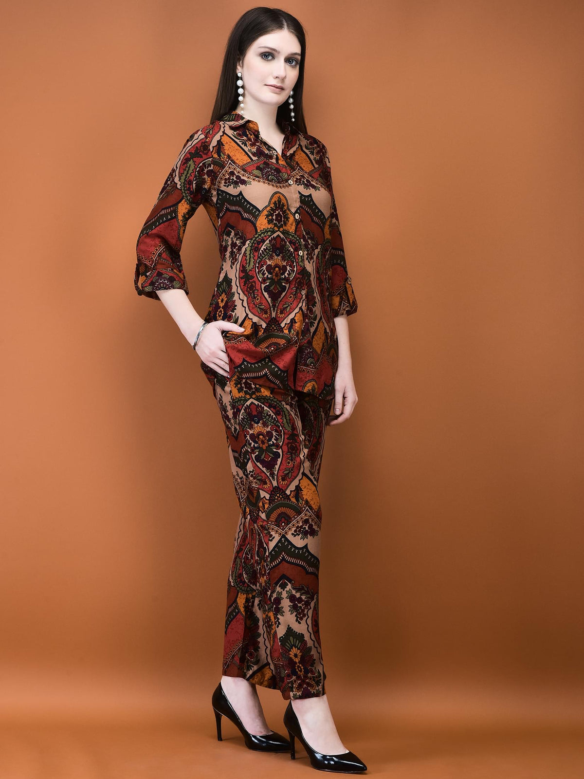 Women Liva (Rayon) Multicolor Floral Print Co-Ord Set.