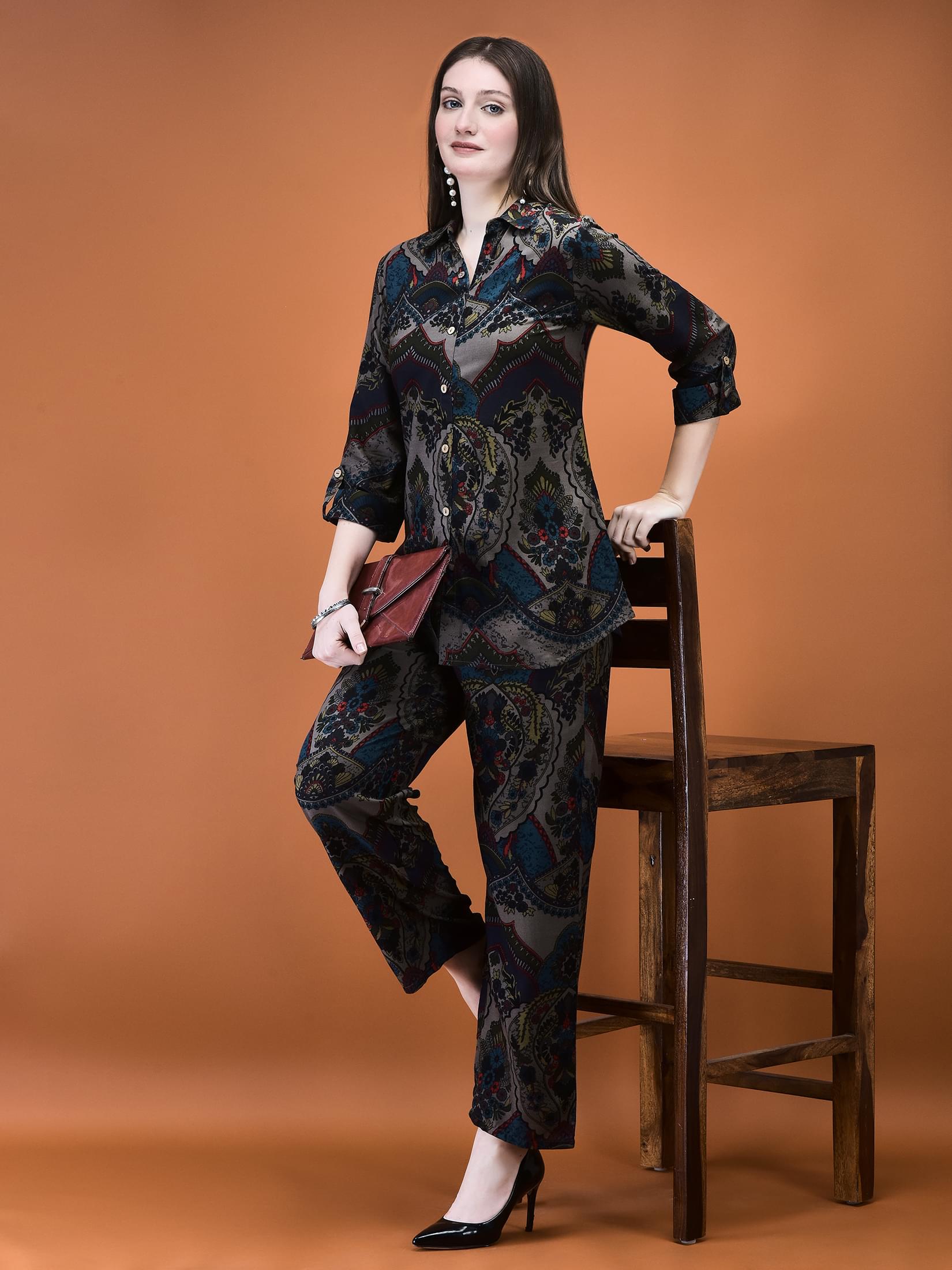 Women Liva (Rayon) Grey Floral Print Co-Ord Set.