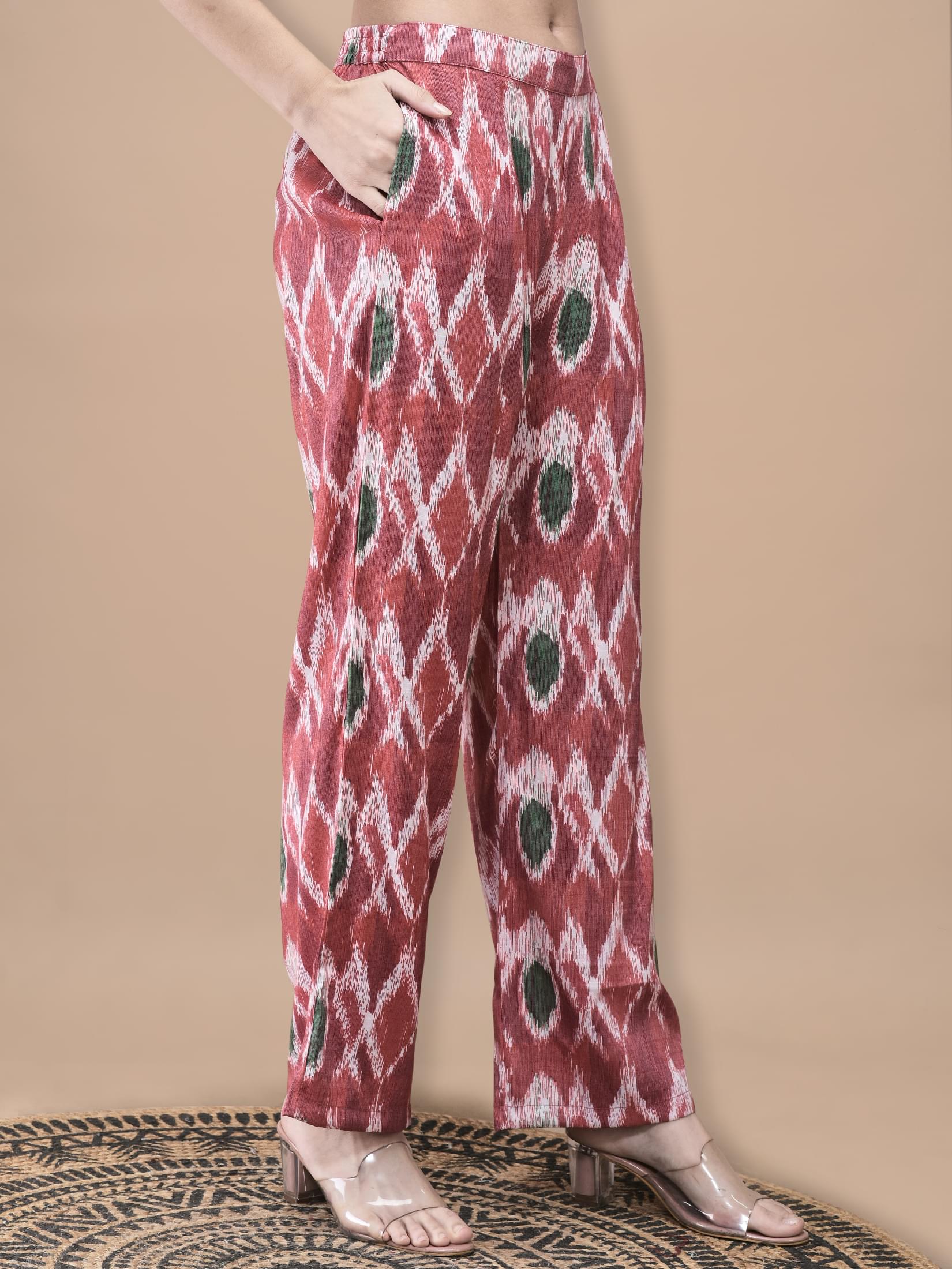 Women Liva Red Abstract Print Co-Ord Set.