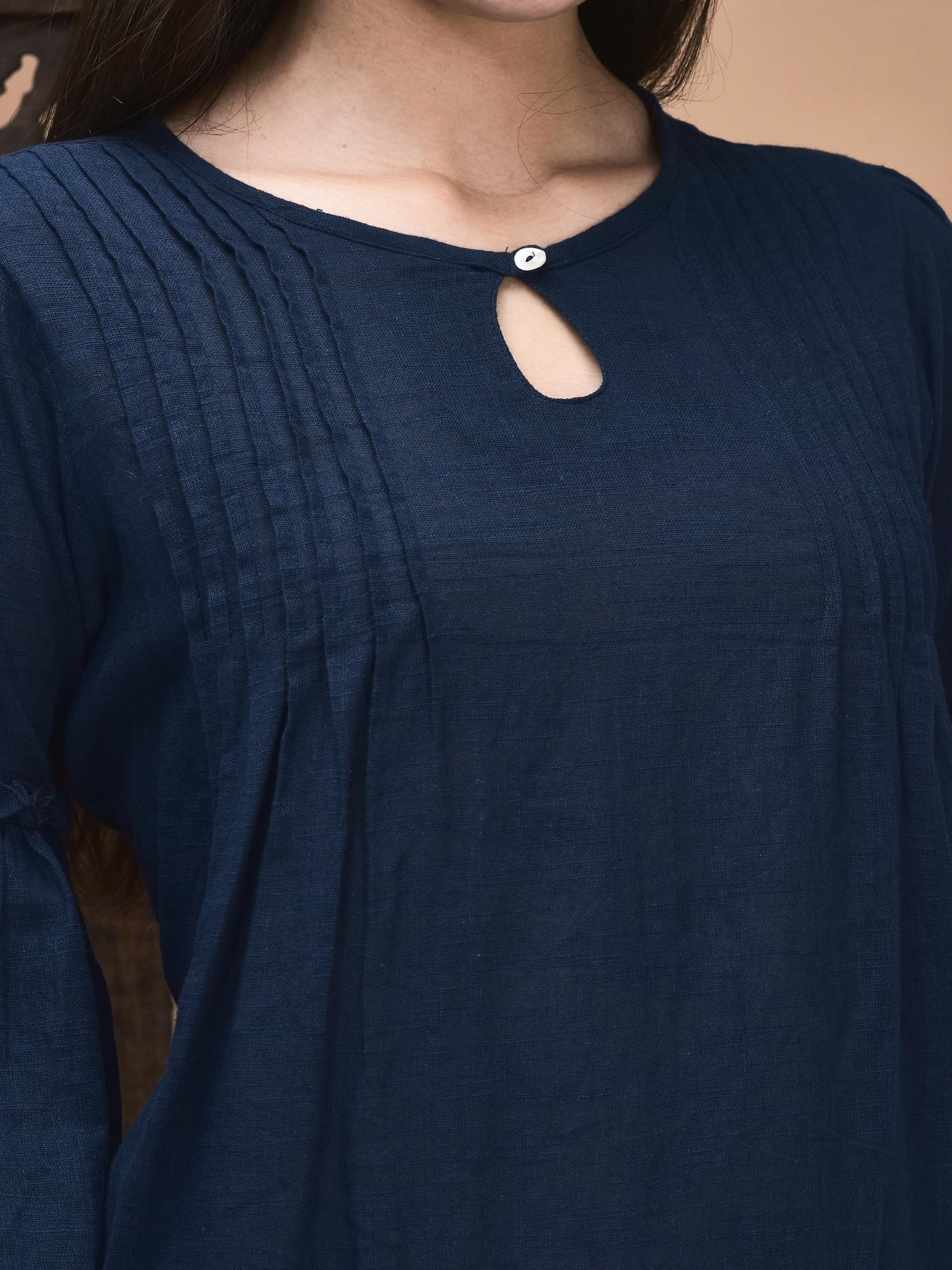 Women Cotton flex Navy Blue Solid Tunic.