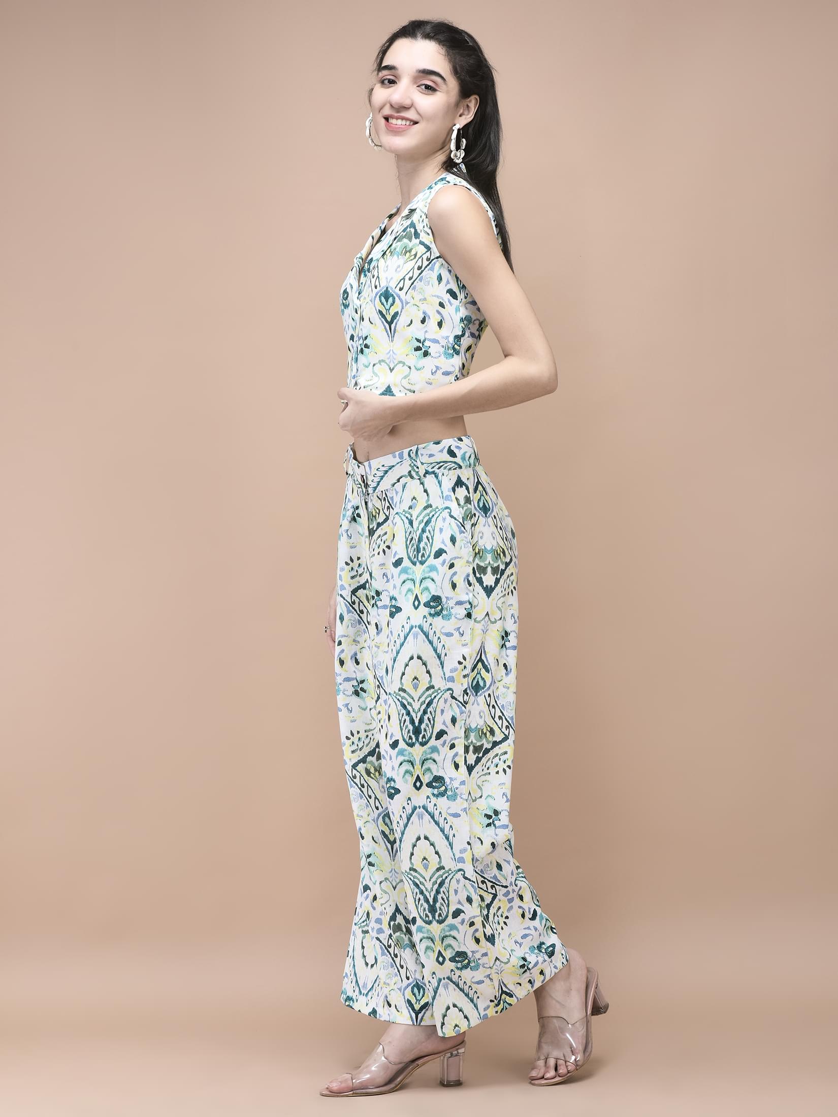 Women Linen Green Ikat Print Co-Ord Set.