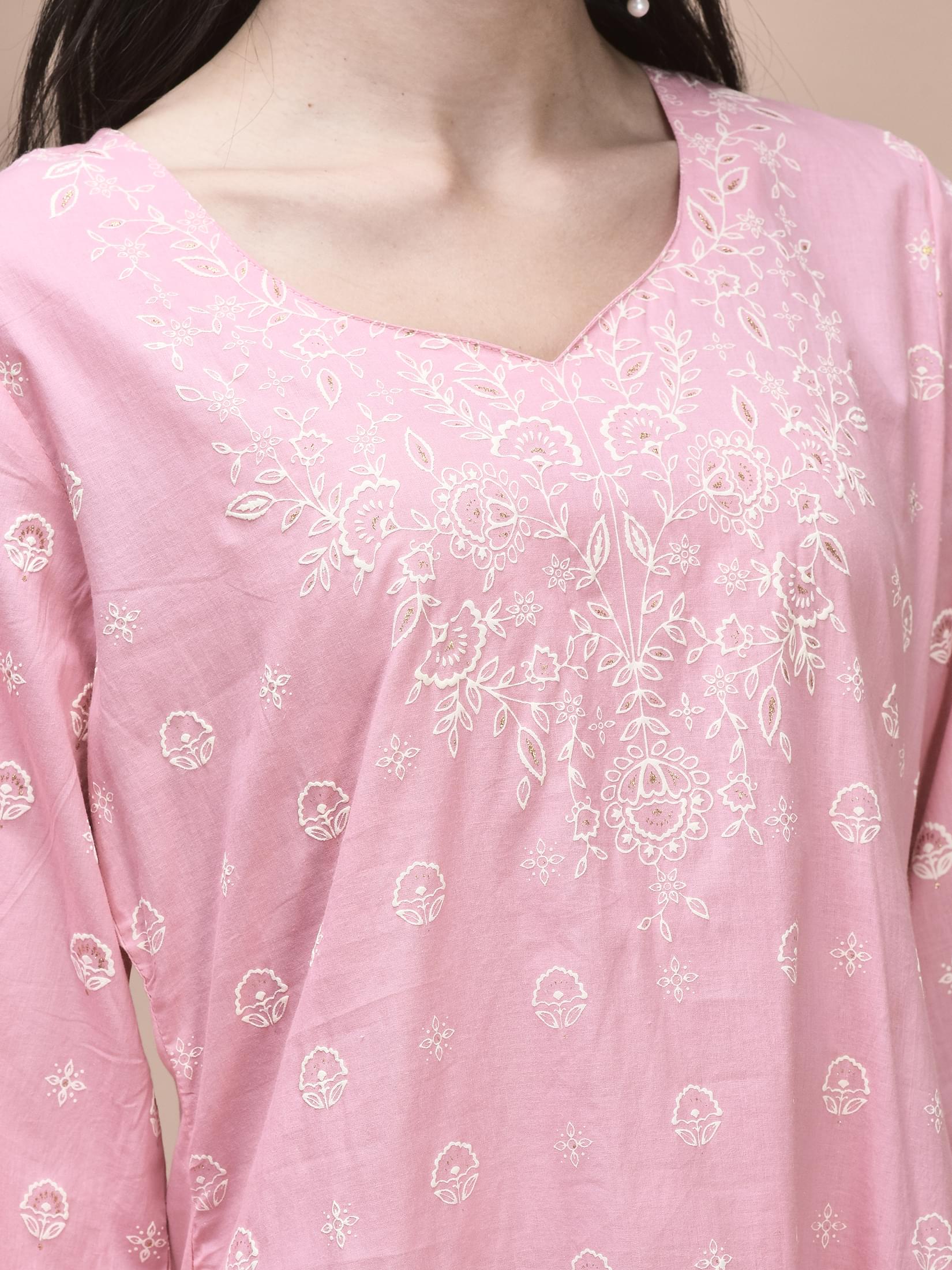 20849PINK_closer.jpg