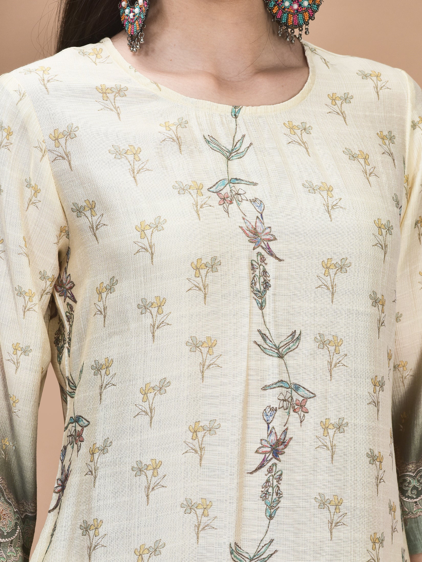 20862OFFWHITE_closer