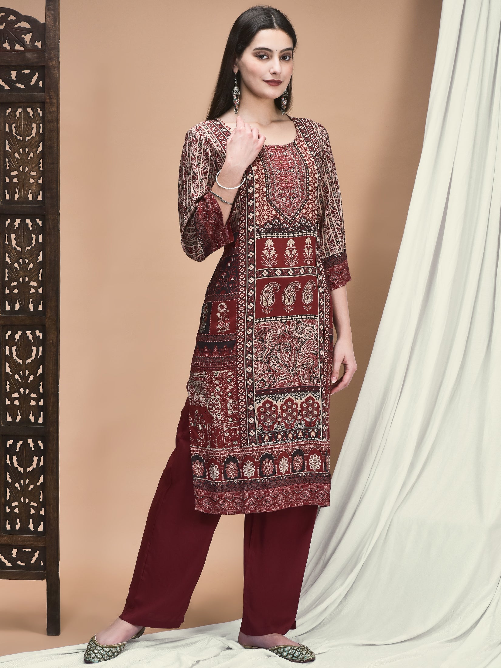 20929BEIGEMAROON_right