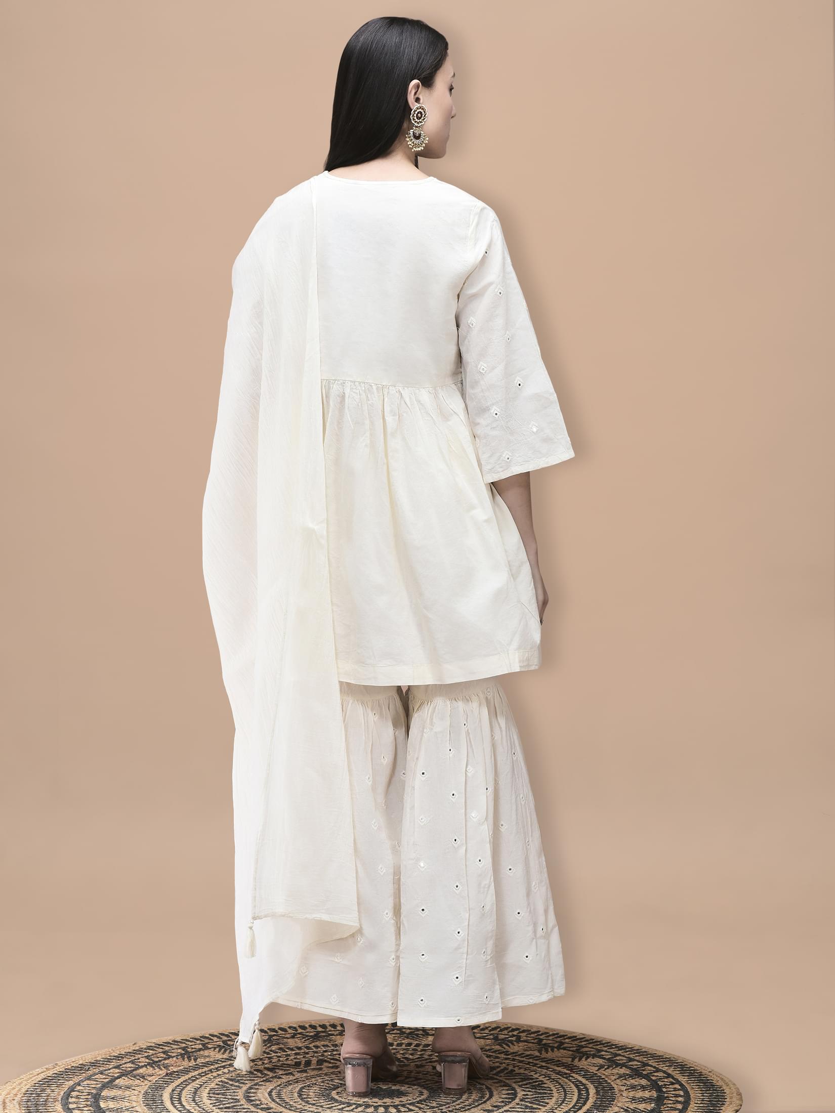21010_OFFWHITE-back