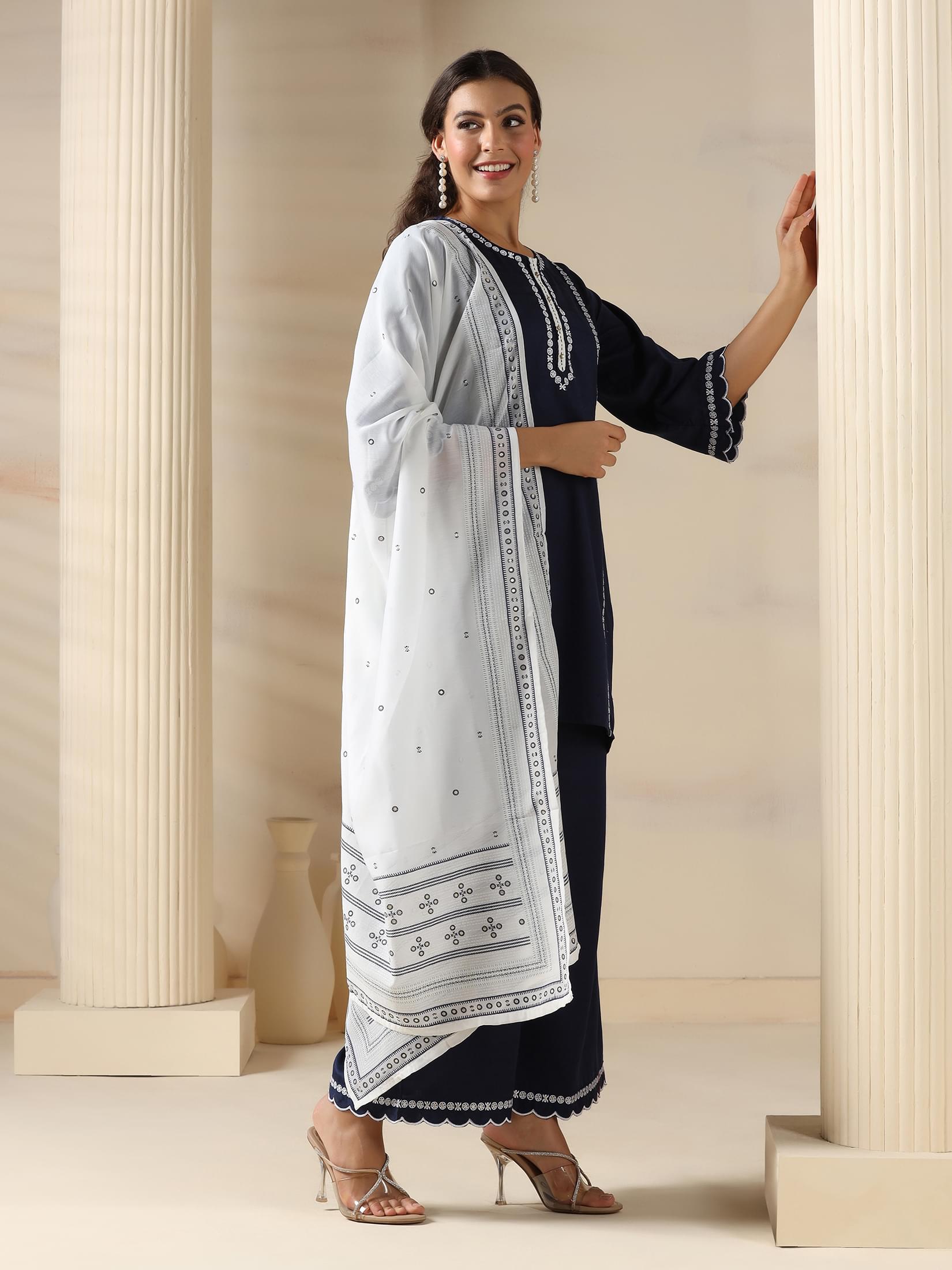 Women Liva Blue Embroidered Kurta Comfort Pant Dupatta.