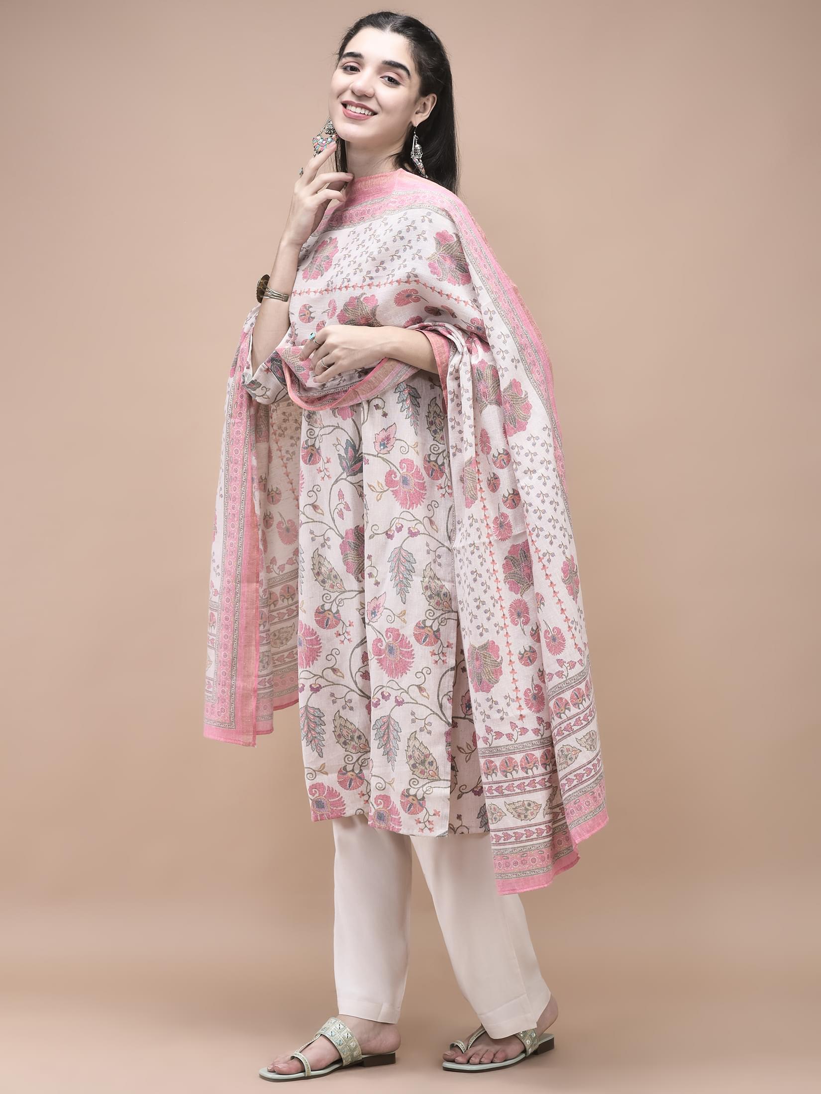 Women Linen Multicolor Calico Print Kurta Comfort Pant Dupatta.