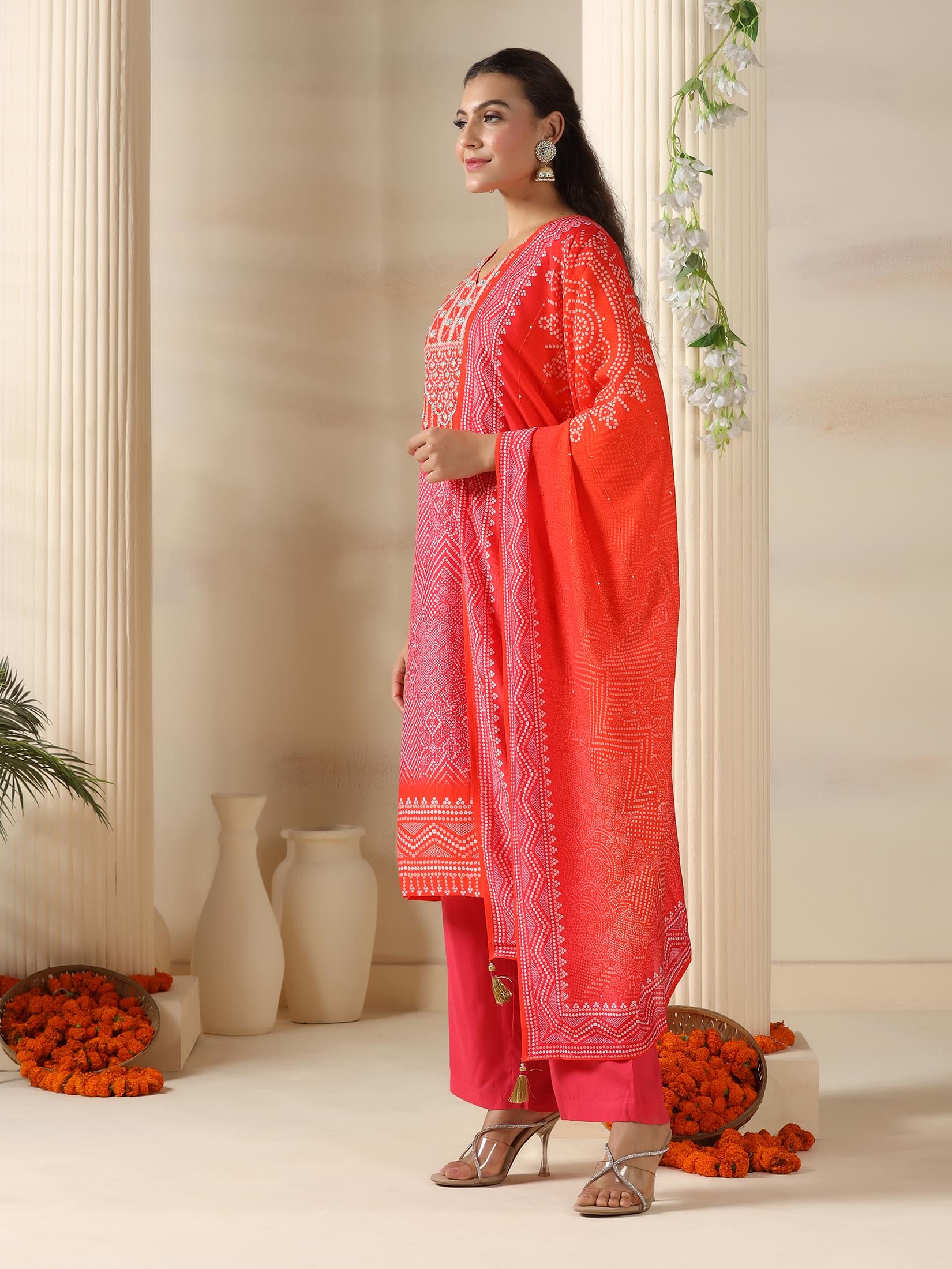 Women Chanderi Pink Bandhani Print embroidered Kurta Comfort Pant Dupatta.