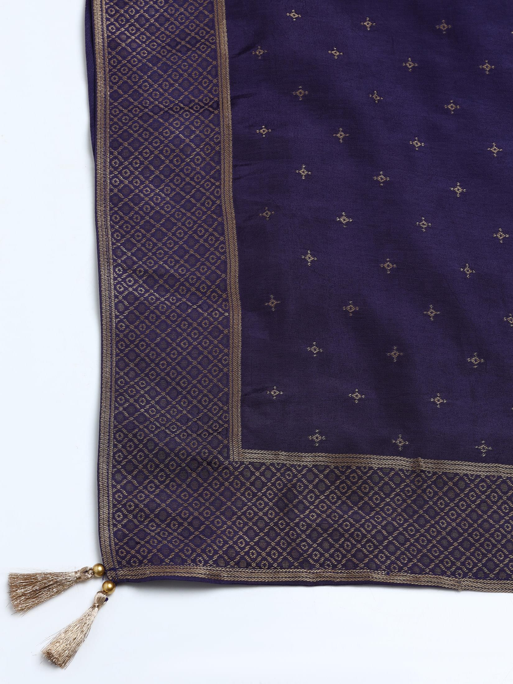 Women Dola Silk Jacquard Green Woven Kurta Comfort Pant Dupatta.