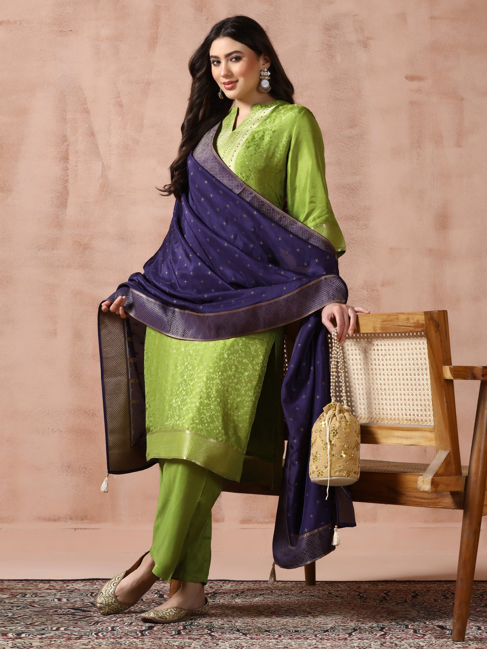 Women Dola Silk Jacquard Green Woven Kurta Comfort Pant Dupatta