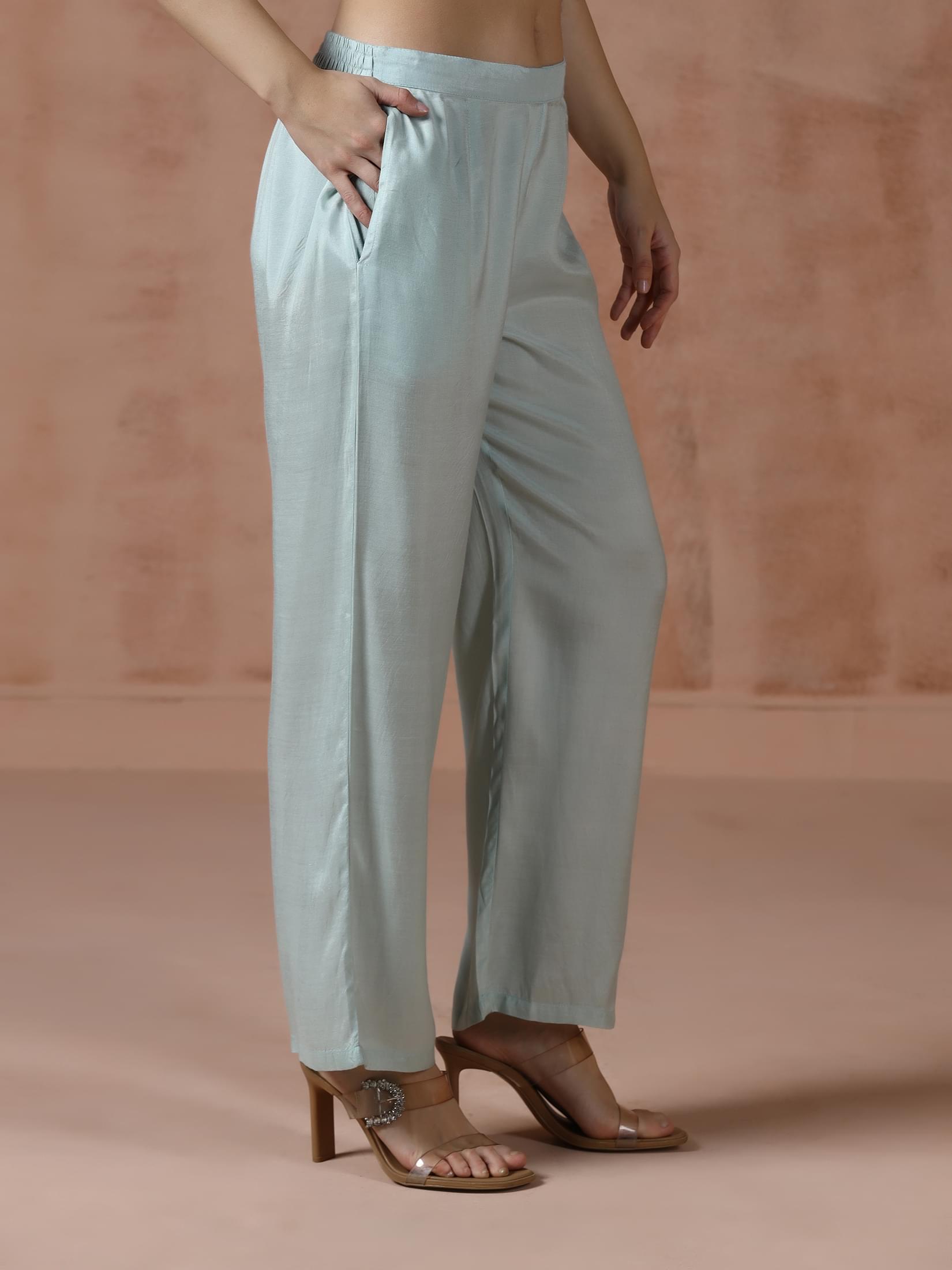 25192_AQUA-bottom