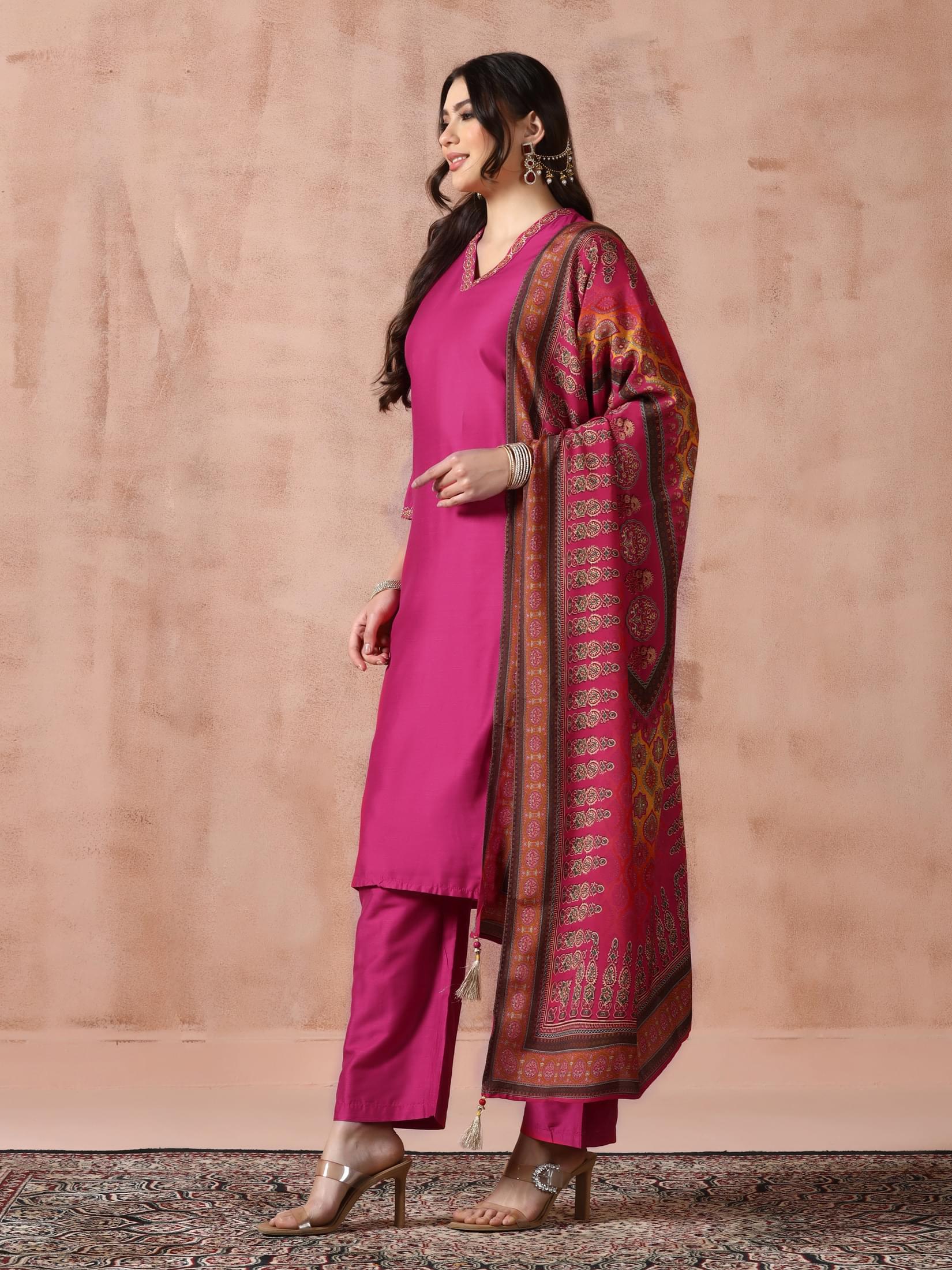 Women Fuchsia Silk Blend Embroidered Kurta Comfort Pant Dupatta.