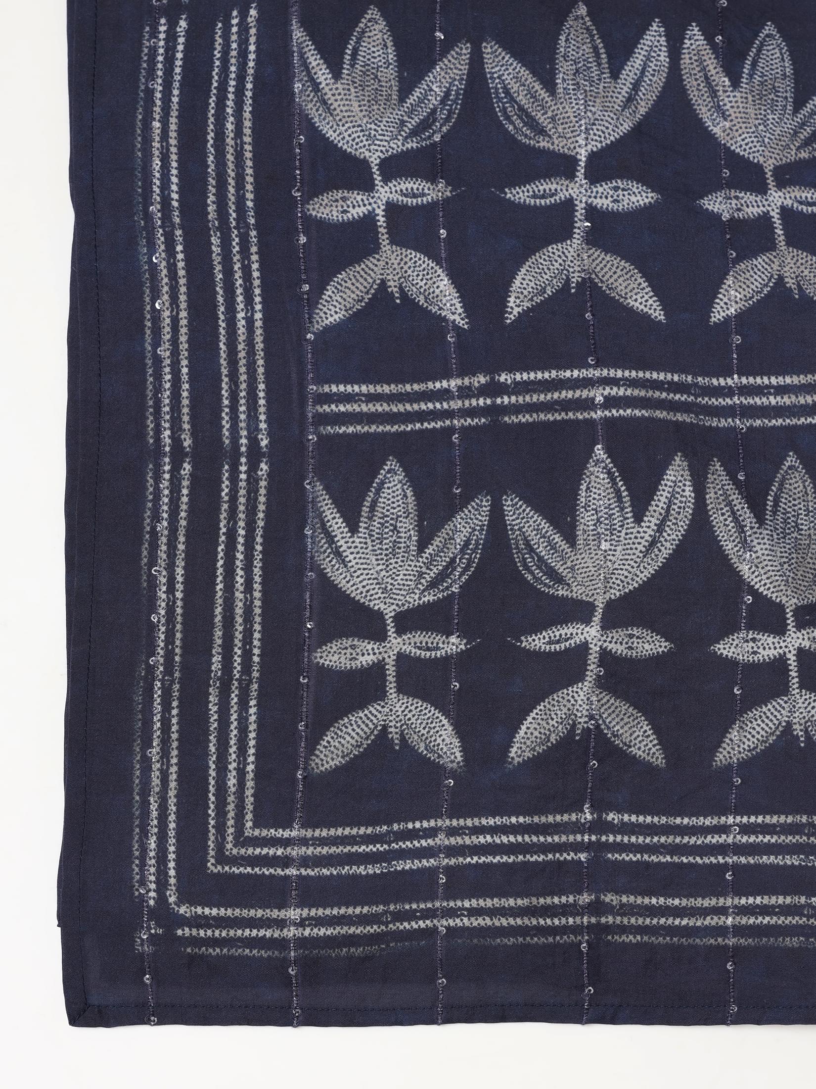 Women Chanderi Navy Blue Geometric Print Kurta Comfort Pant Dupatta.