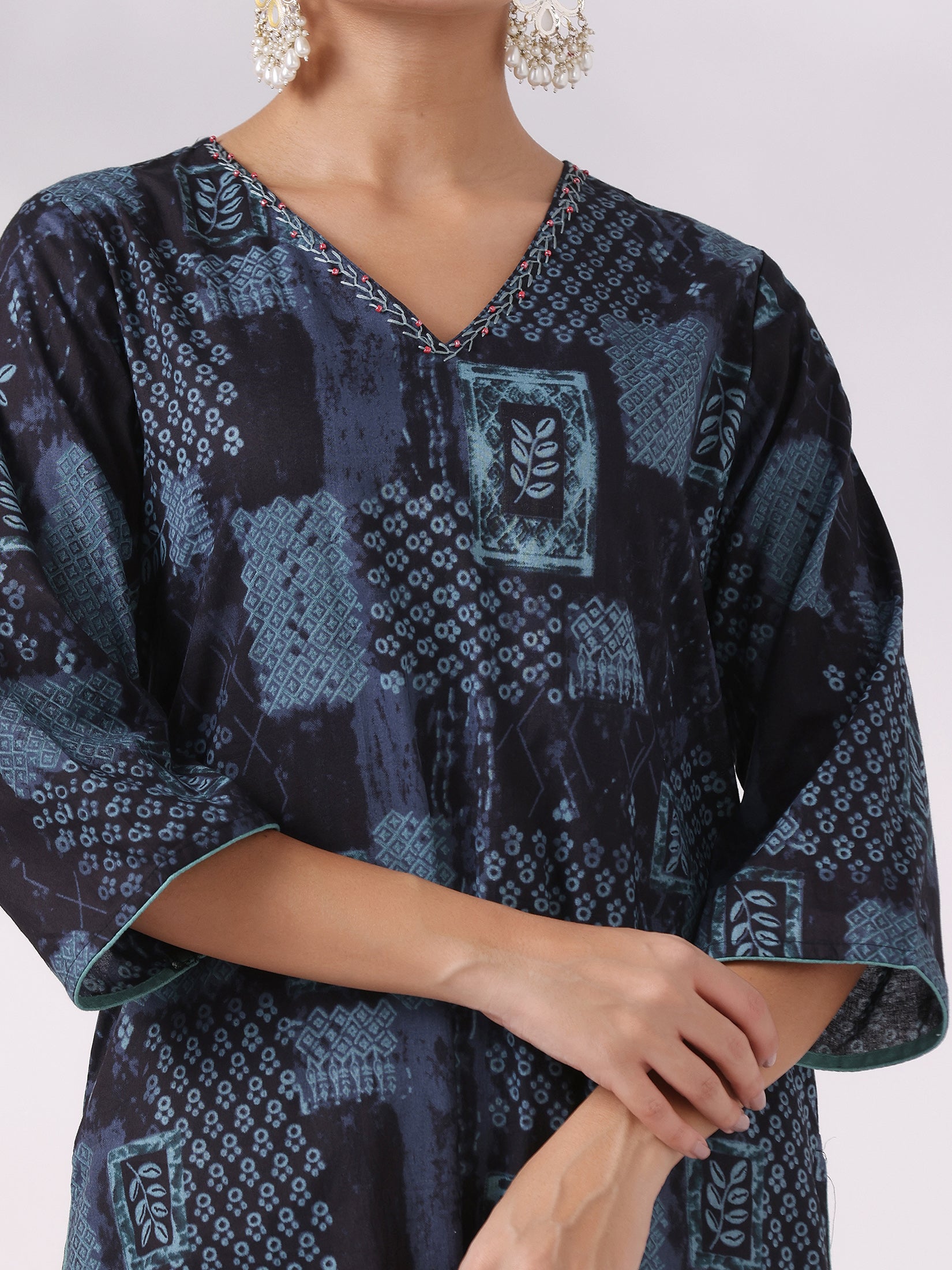 Women Cotton Indigo Printed Kurta Comfort Pant Dupatta