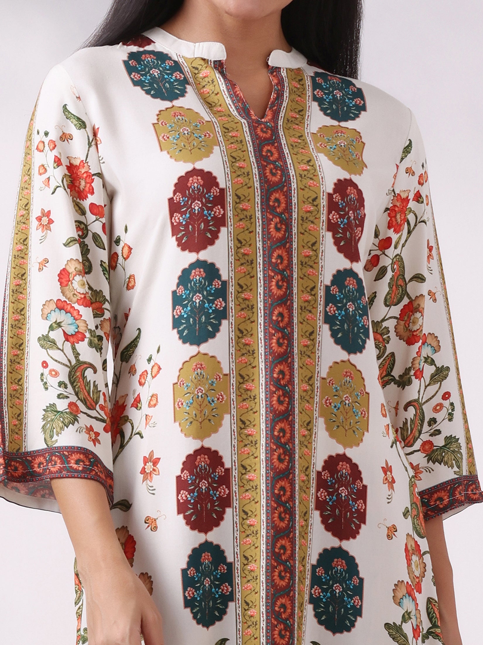 Women Liva Off White Printed Co-Ord Set
