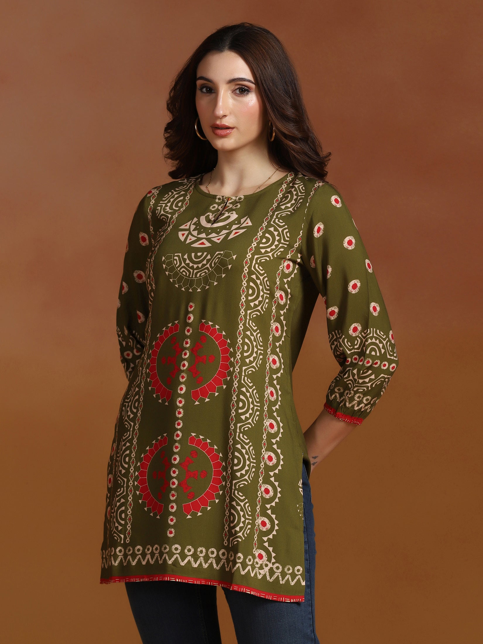 25436OLIVE_left