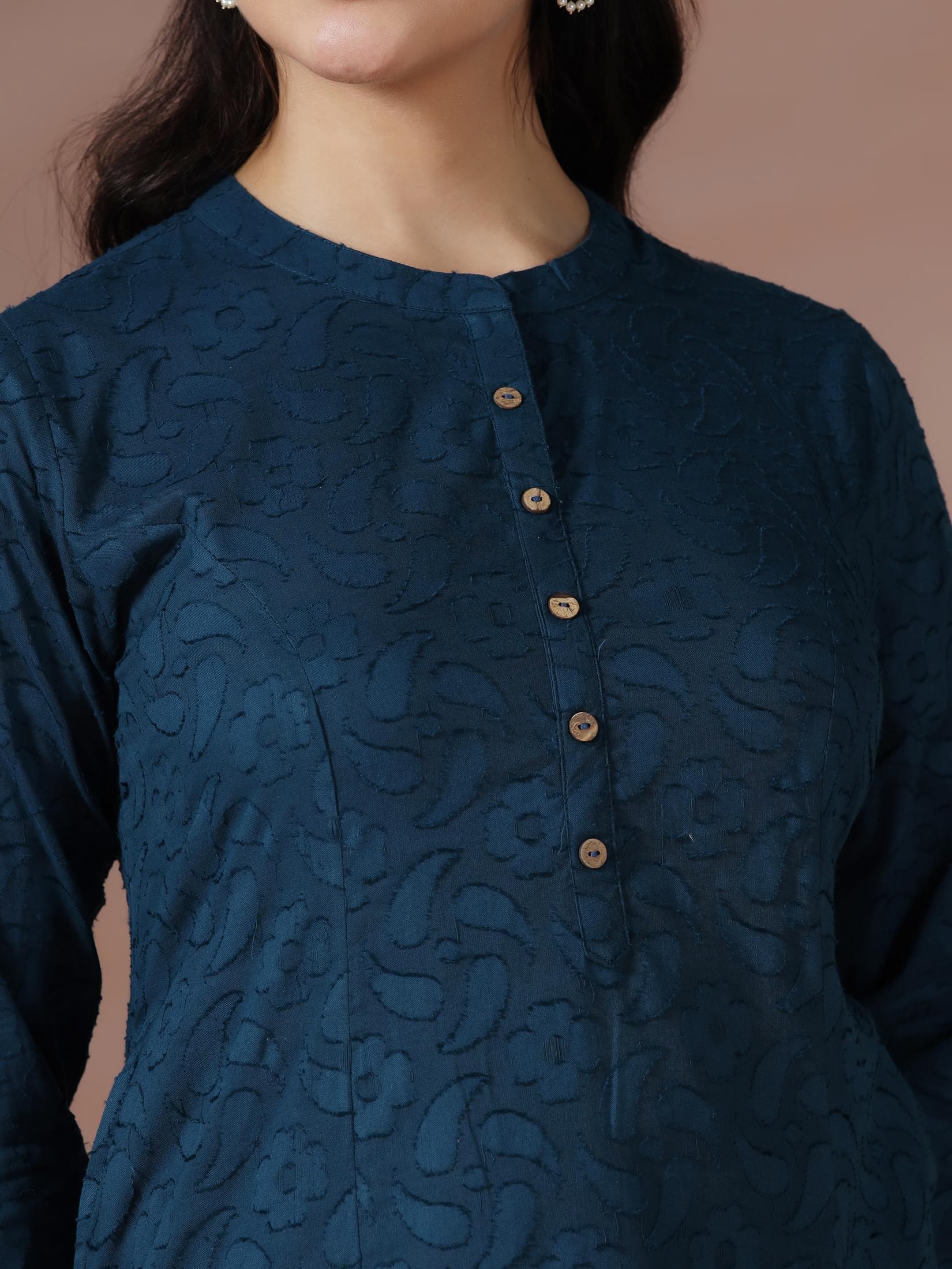 25483PEACOCKBLUE_closer