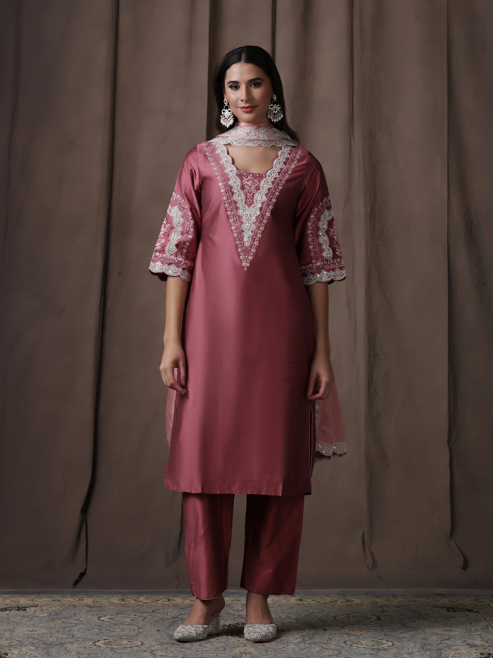 Women Silk Blend Pink Embroidered Kurta Comfort Pant Dupatta
