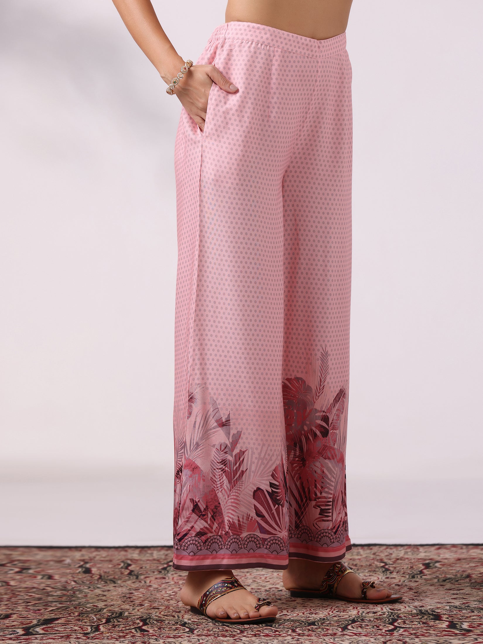 Women Liva Pink Printed Kurta Comfort Pant Dupatta