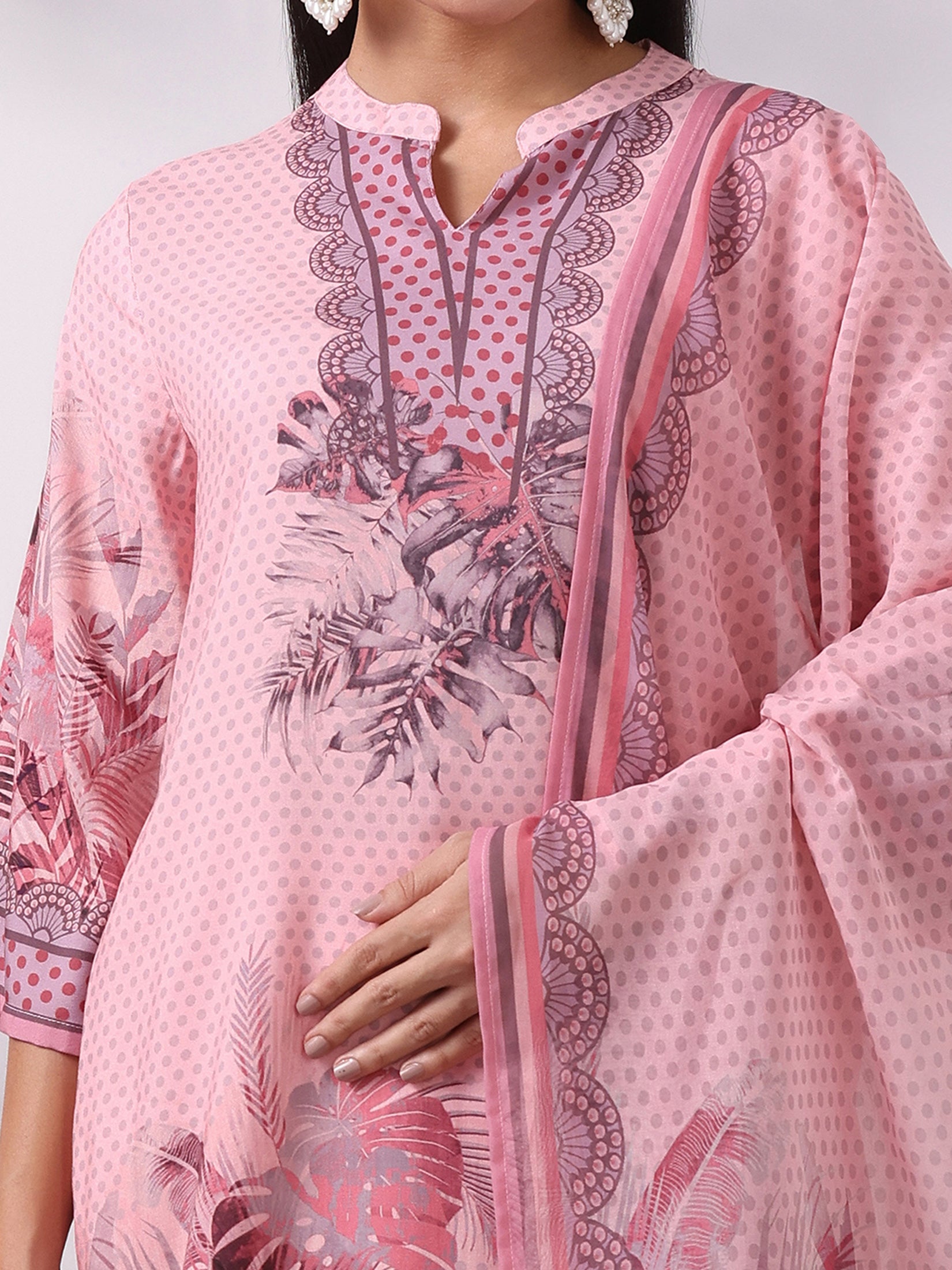 Women Liva Pink Printed Kurta Comfort Pant Dupatta