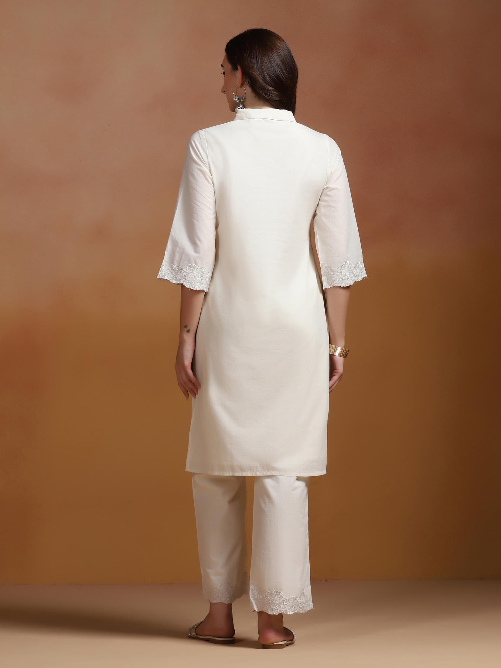 25558OFFWHITE_back