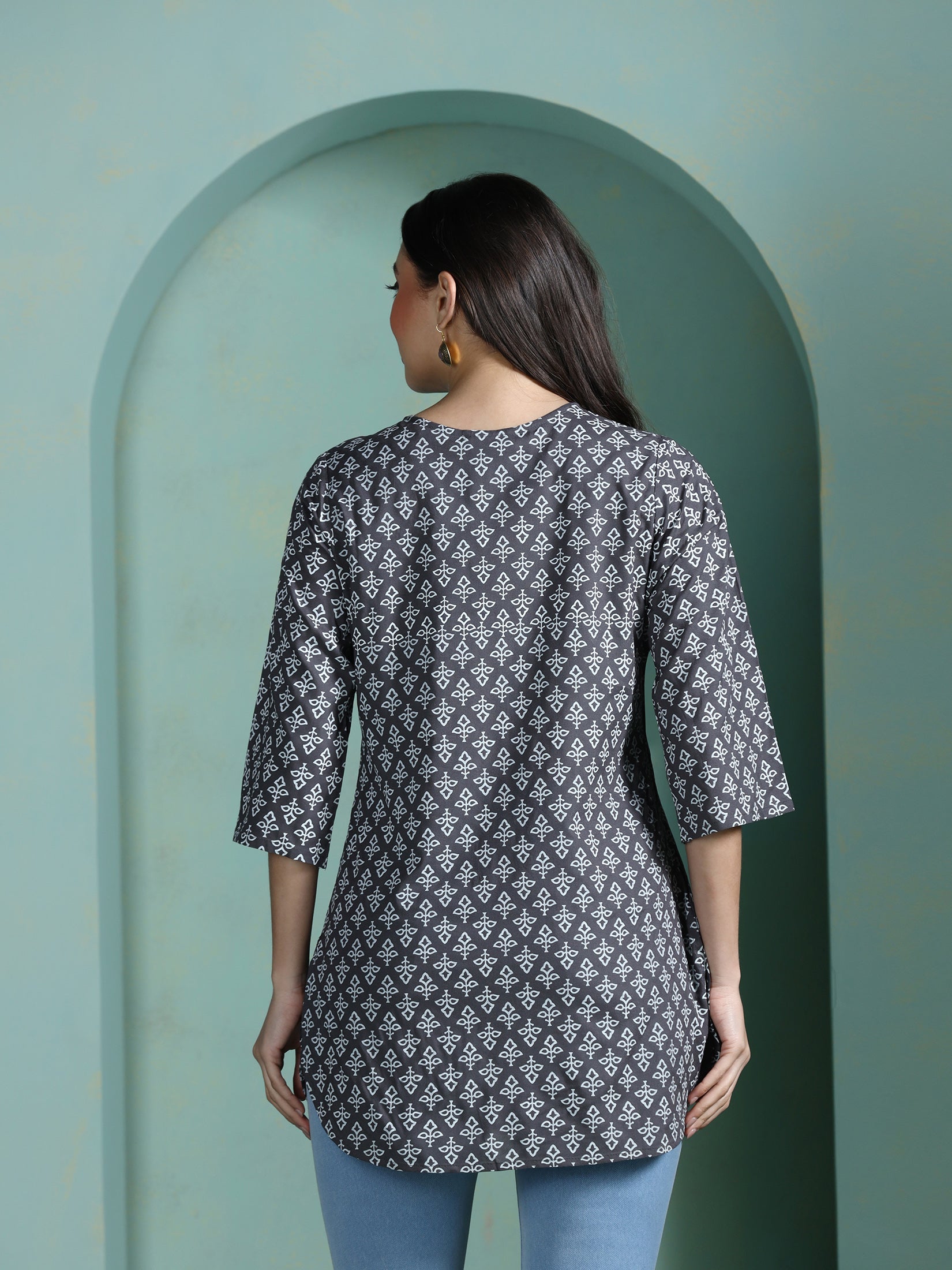 Women Liva Grey Printed Tunic